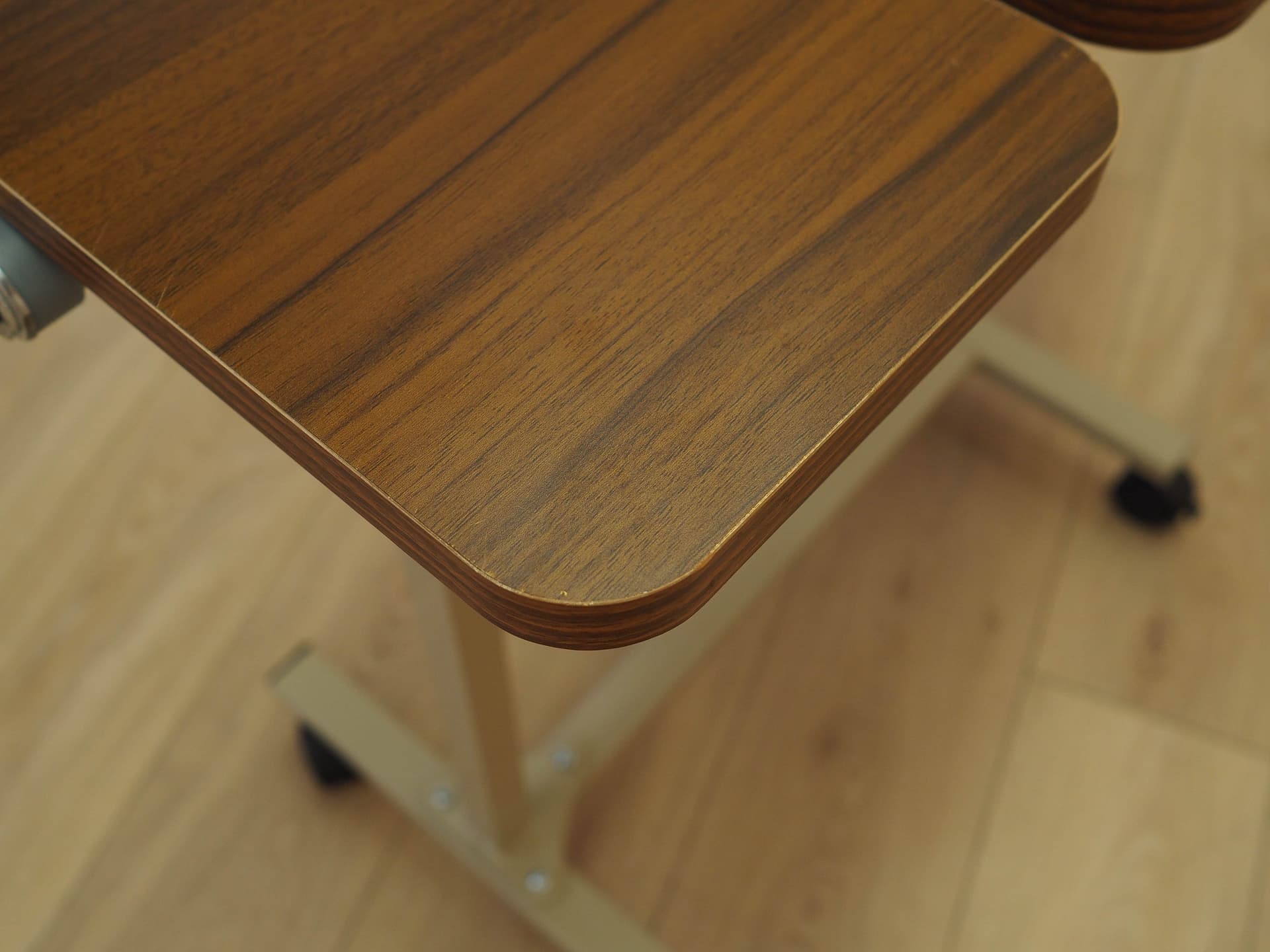 Music stand, brown walnut, beige metal, Denmark - 333802