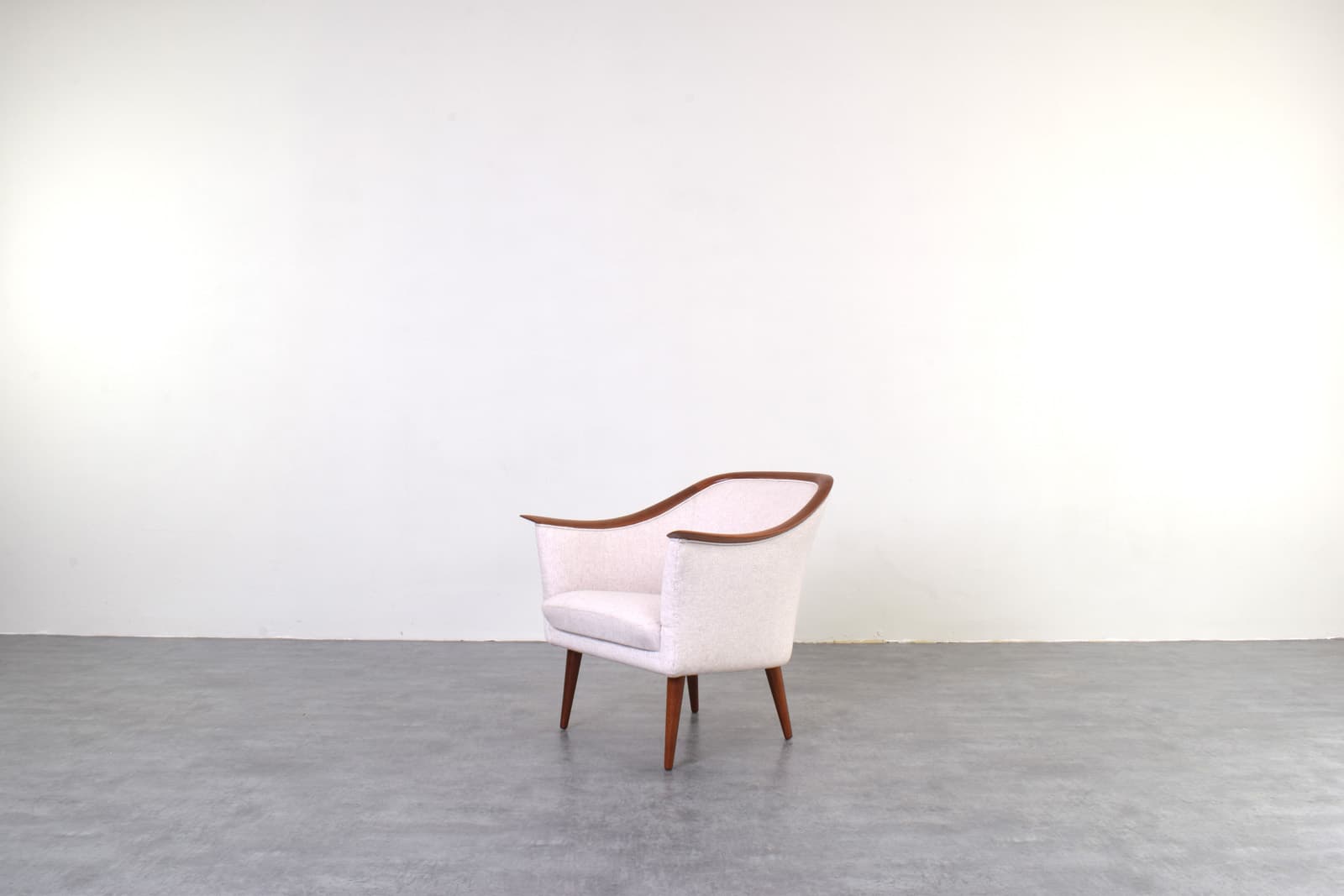 Para foteli model 550, wełna beżowa, teak brązowy, proj. F. A. Kayser, Vatne Lenestolfabrikk, Norwegia, lata 60. - 333813