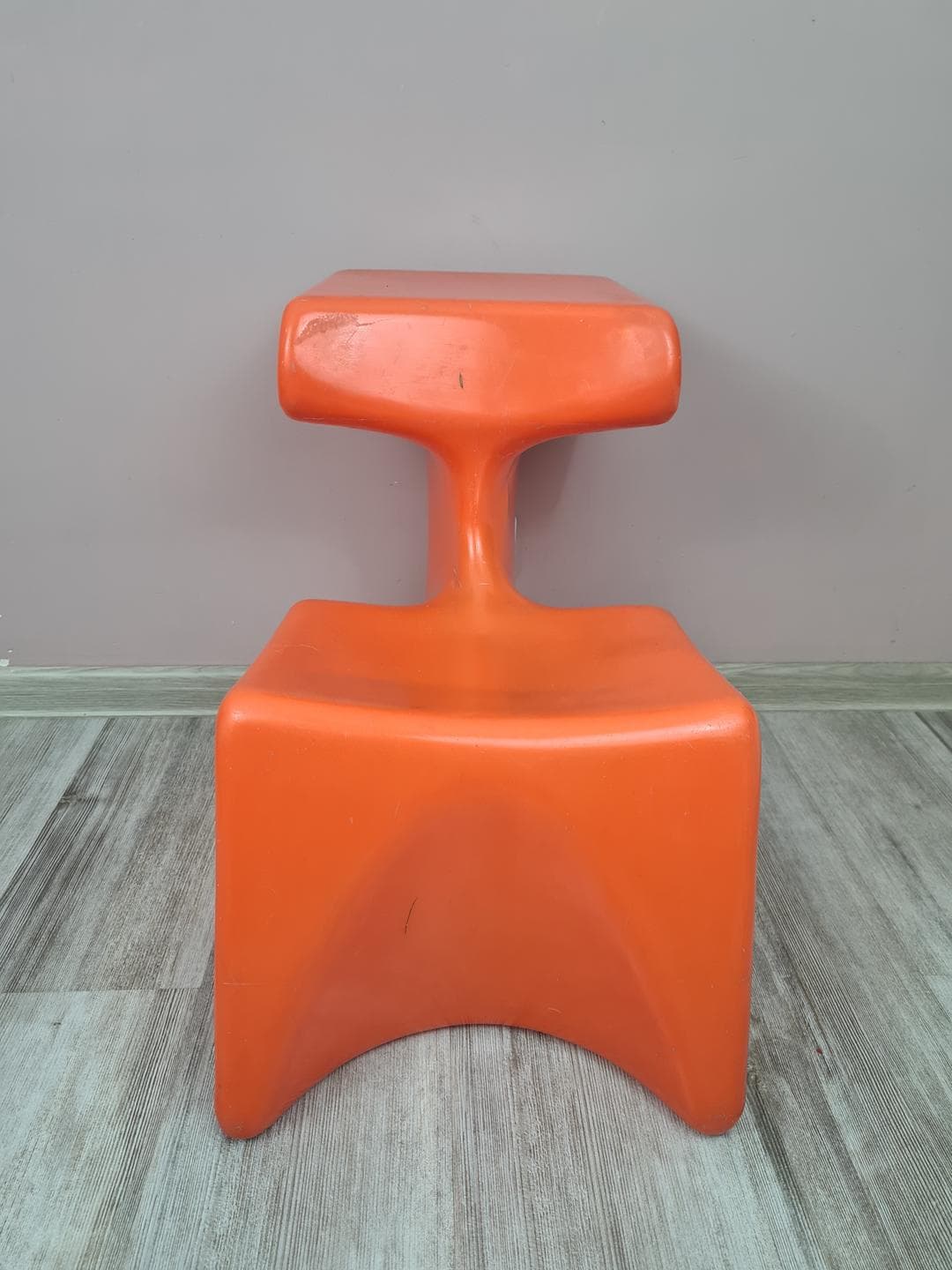 Children's Armchair Zocker, orange plastic, by L. Colani, Germany, 1970s. - 333985