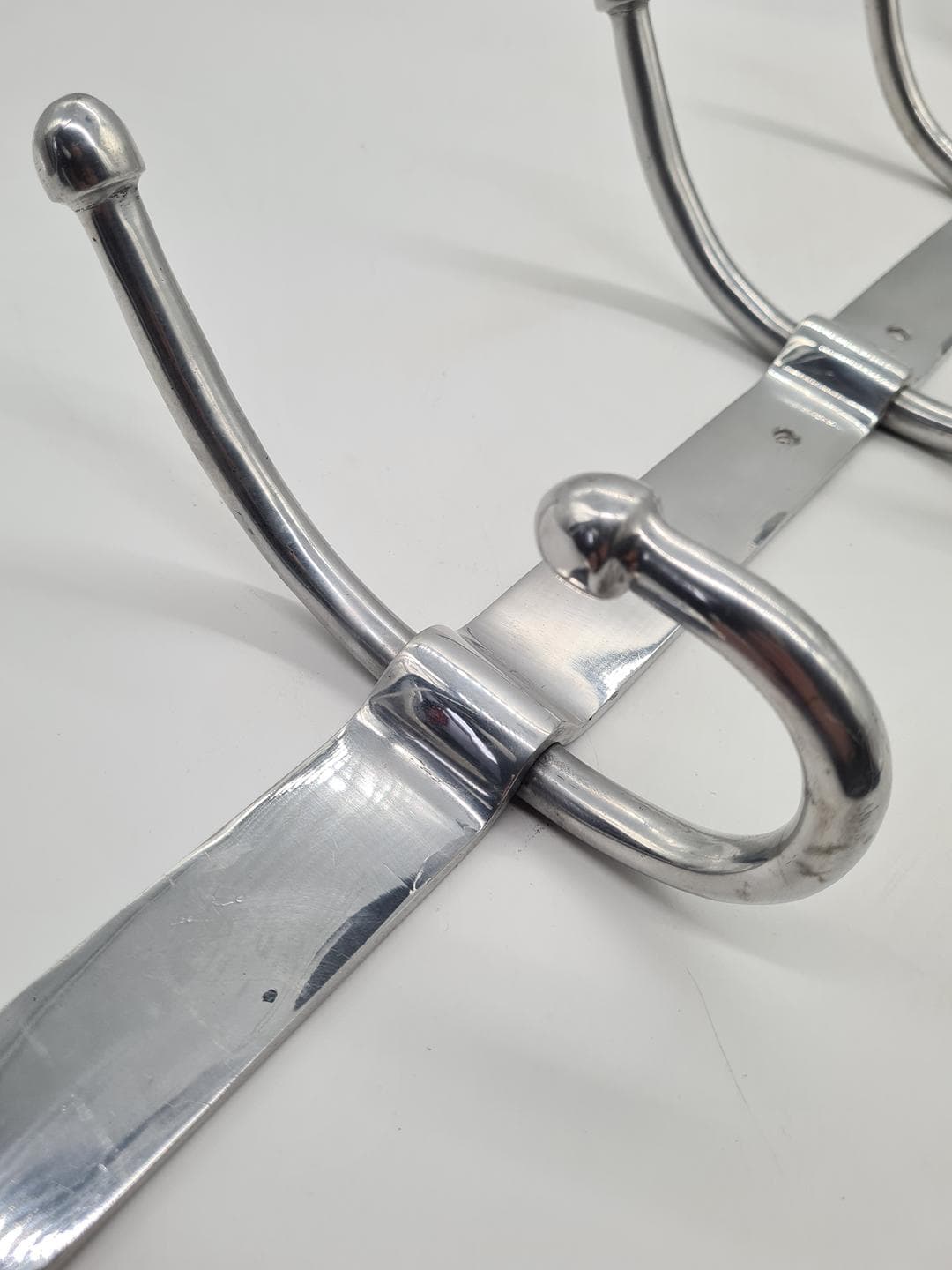 Wall-mounted rack, silver aluminum, 1980s - 334014