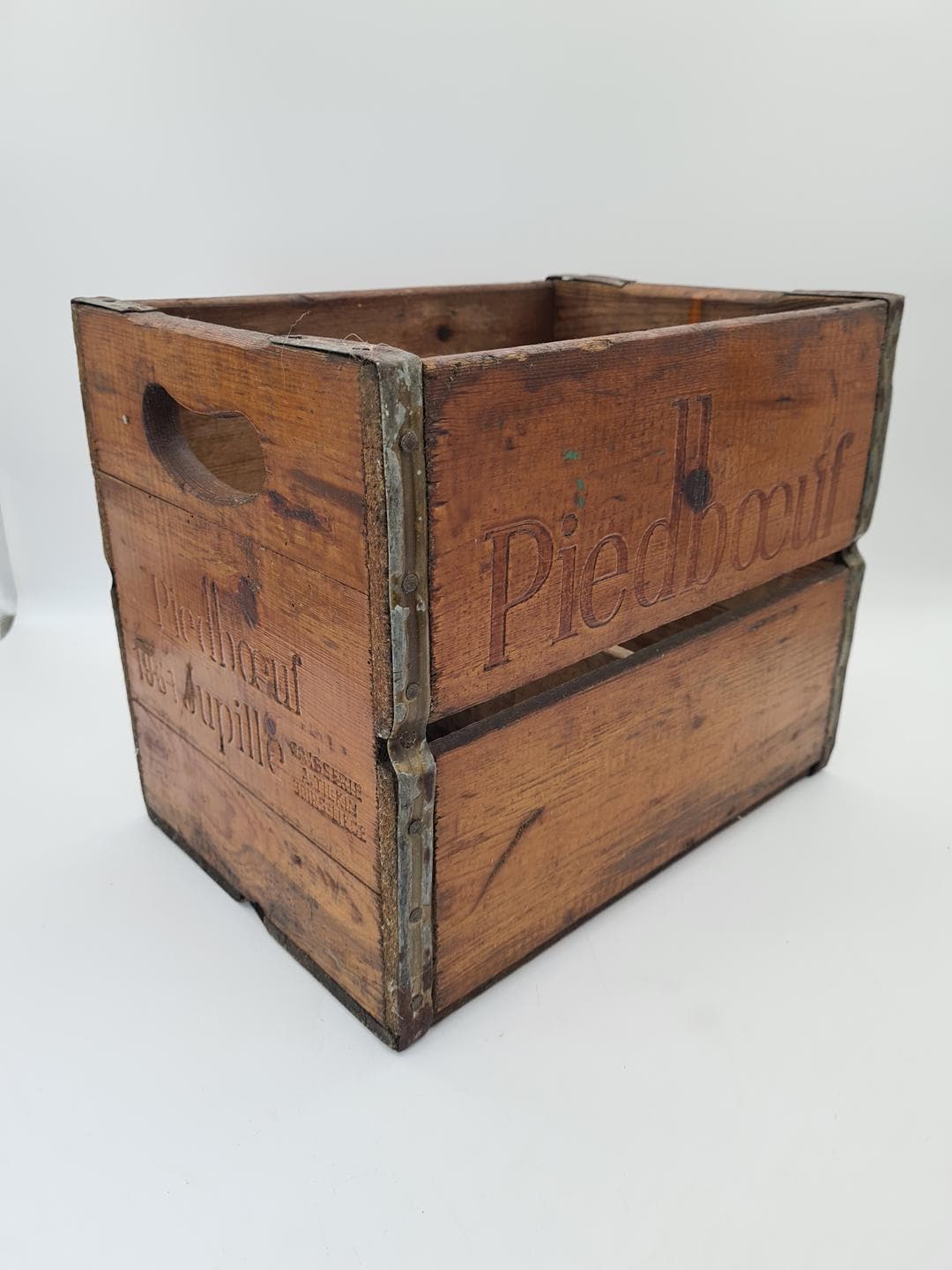 Beer crate Piedboeuf, brown wood, metal, Belgium, 1960s - 334040