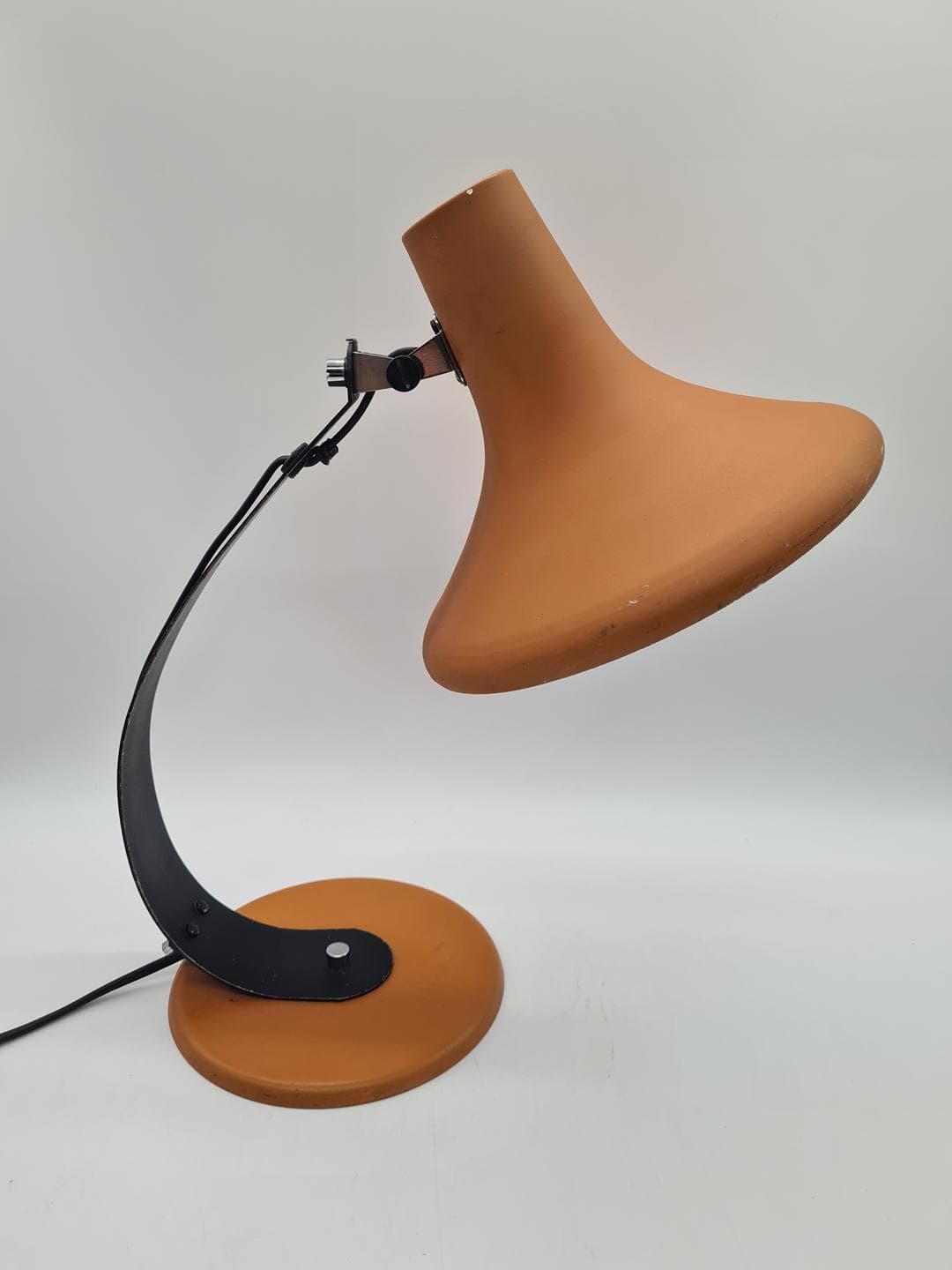Lampa biurkowa Space Age, metal pomarańczowy, metal czarny, Europa, lata 70. - 334053