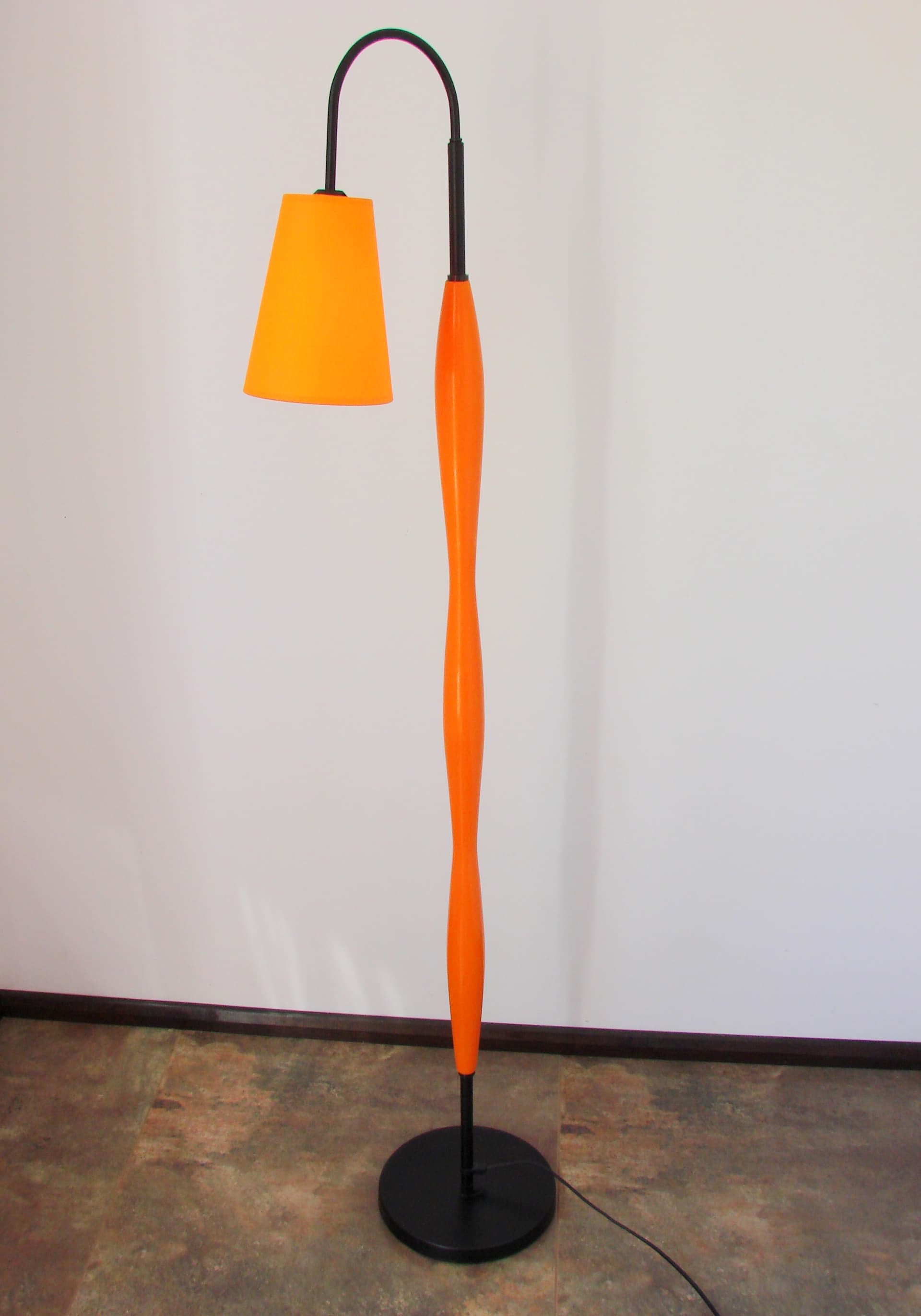 Floor lamp Postmodern, orange lacquered wood, black metal, 1990s - 334331
