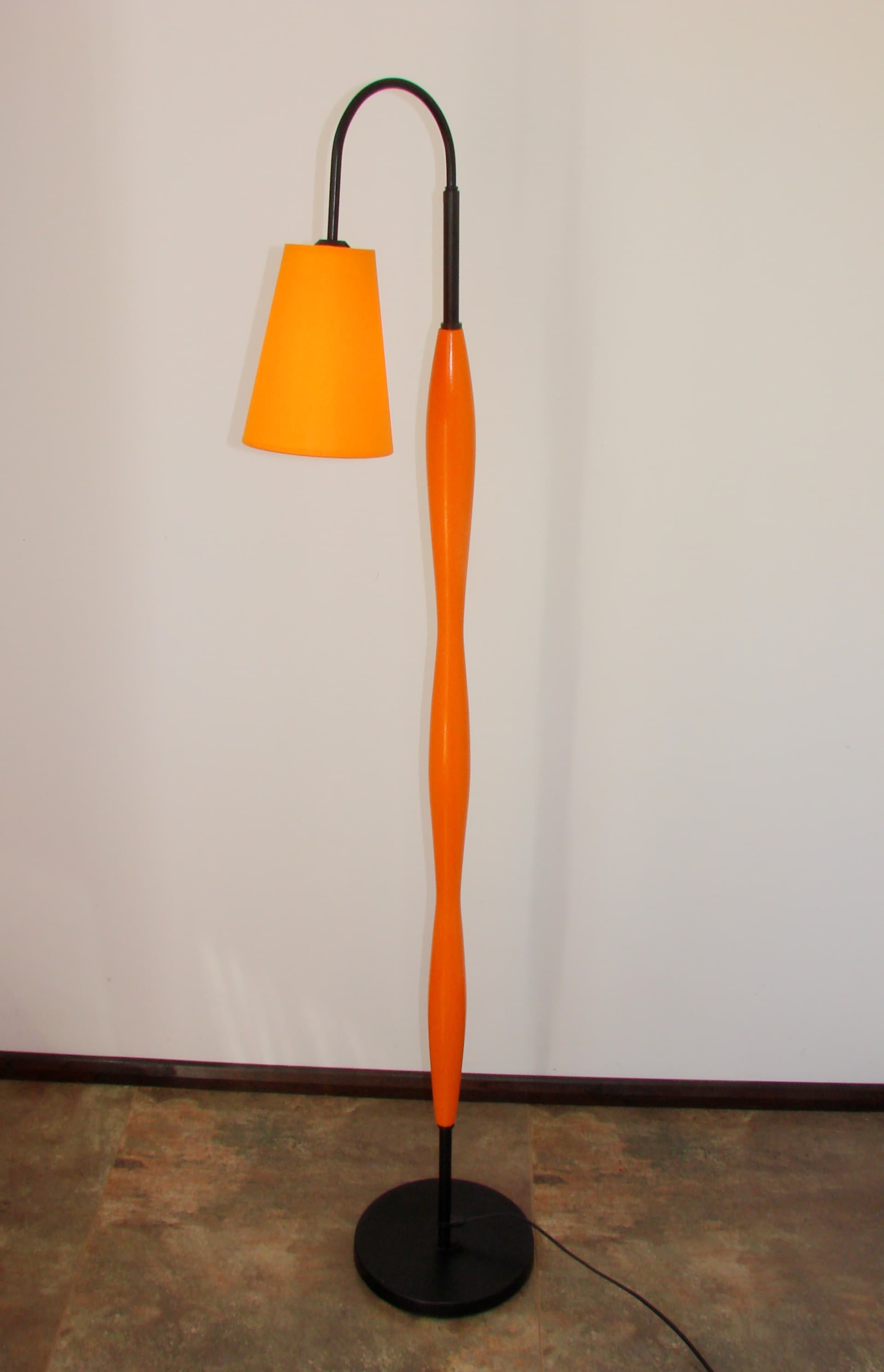 Floor lamp Postmodern, orange lacquered wood, black metal, 1990s - 334328