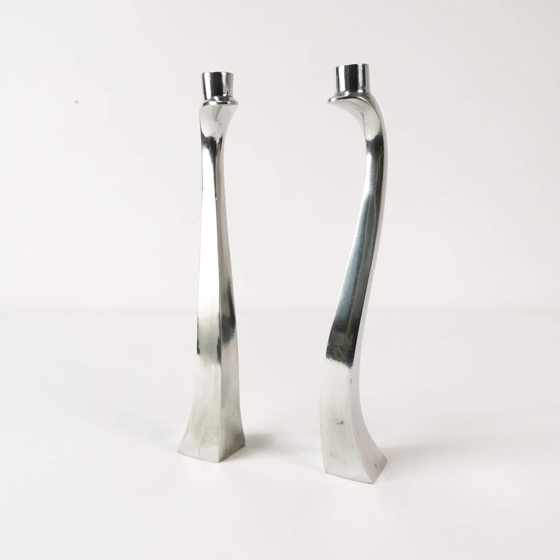 Para świeczników Nessy, aluminium srebrny, Escapade Paris, Francja, lata 80. - 334747