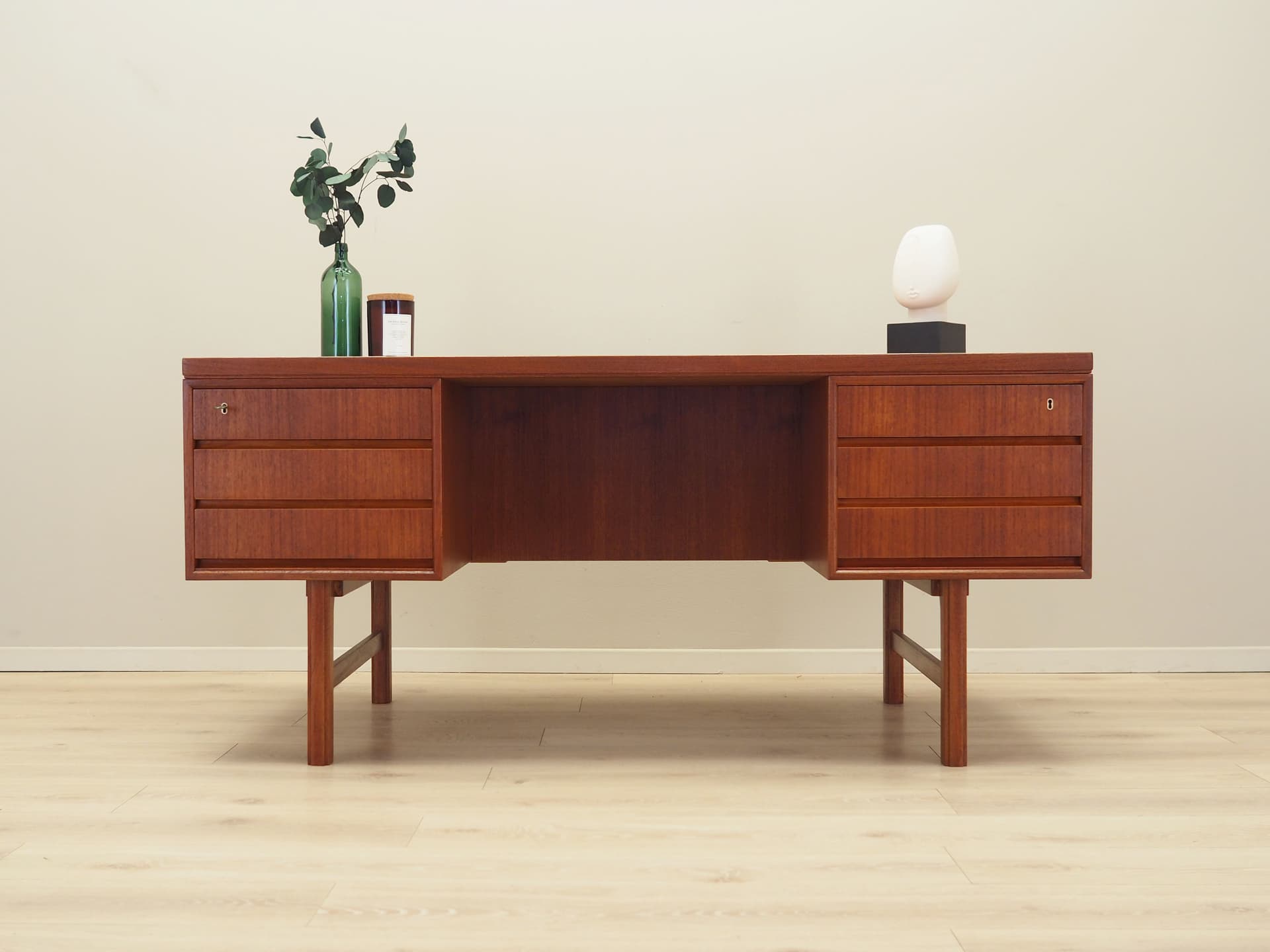 Desk, teak, orange, Denmark, 1970s - 66336