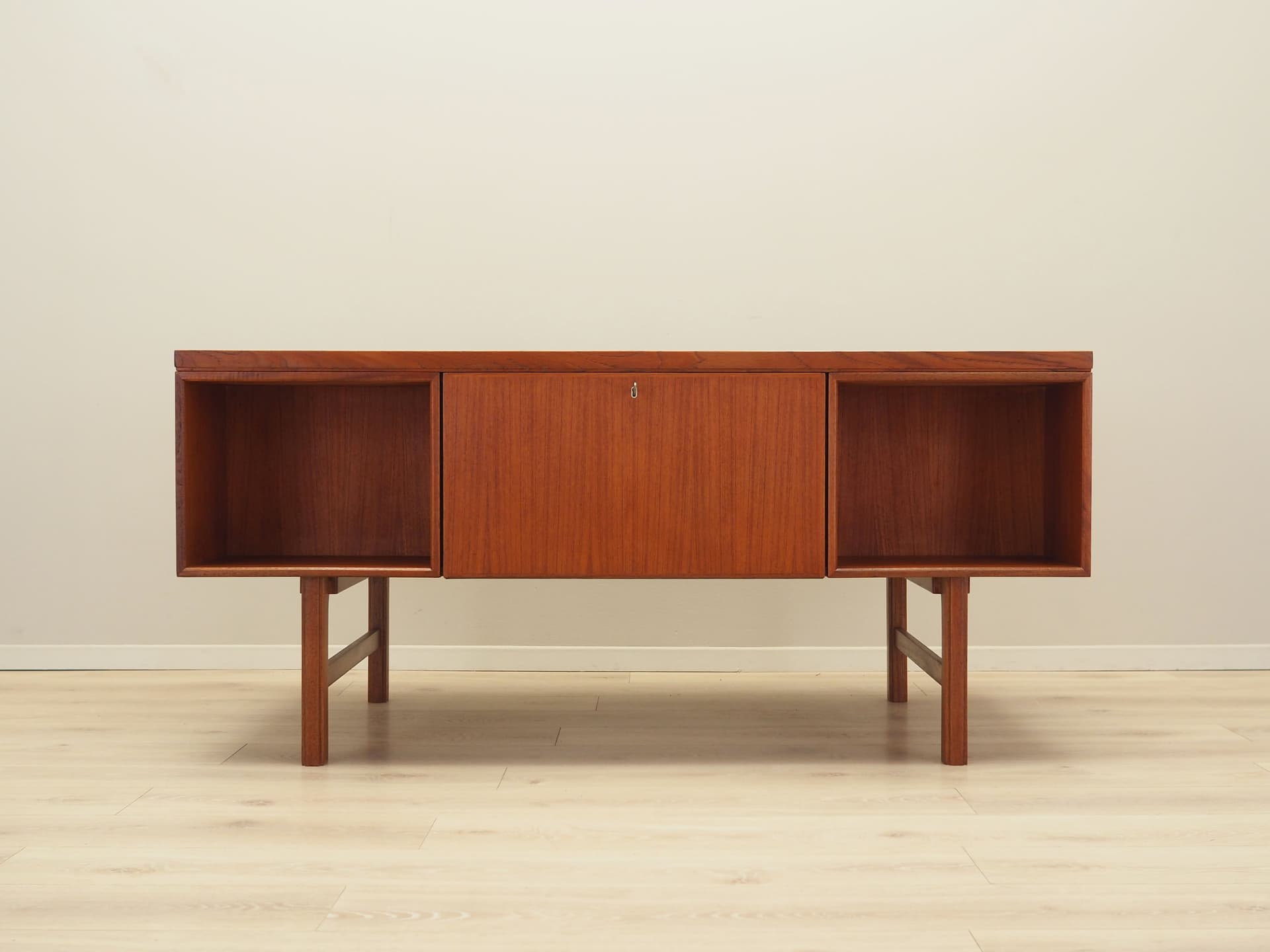 Desk, teak, orange, Denmark, 1970s - 66337