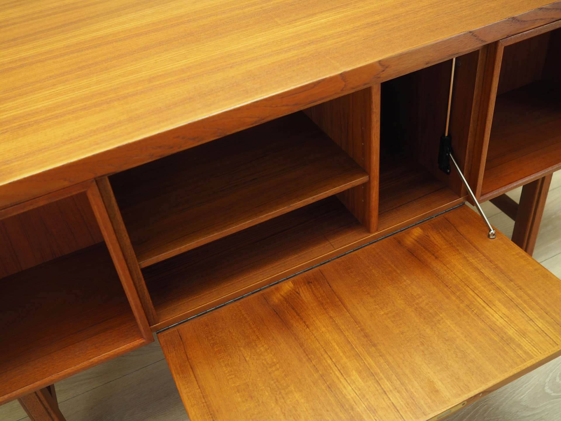 Desk, teak, orange, Denmark, 1970s - 66340
