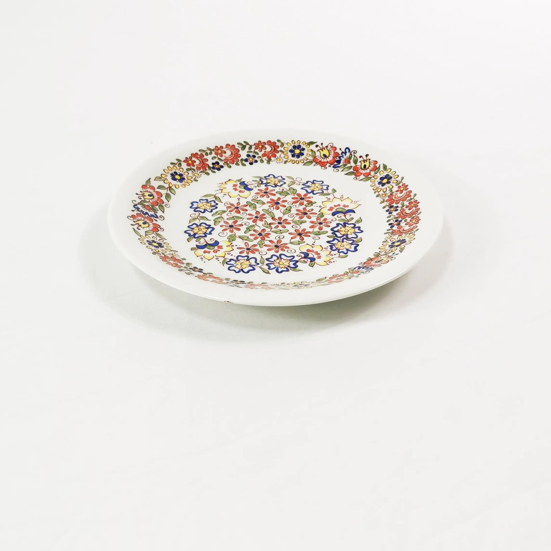 Talerz ścienny, porcelana biała, Cepelia-Opole, proj. G. Kleman, Polska, lata 70. - 335607