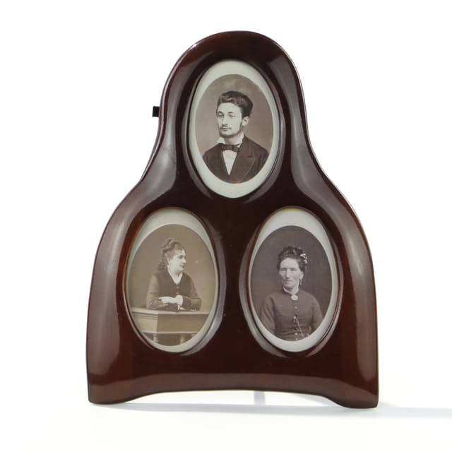 Multi-portrait frame, brown mahogany, glass, Scandinavia, 1960s - DIMENSION