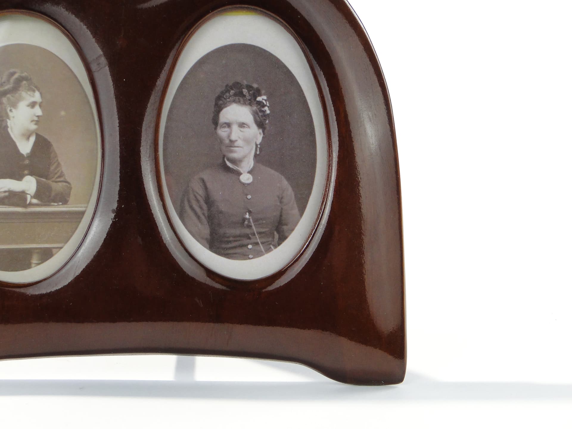 Multi-portrait frame, brown mahogany, glass, Scandinavia, 1960s - 335336