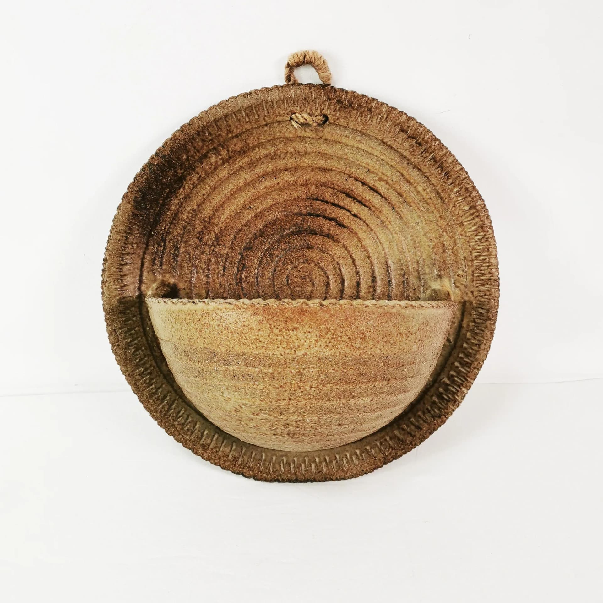Wall planter, brown green, ceramics, Germany, 1970s. - 335534