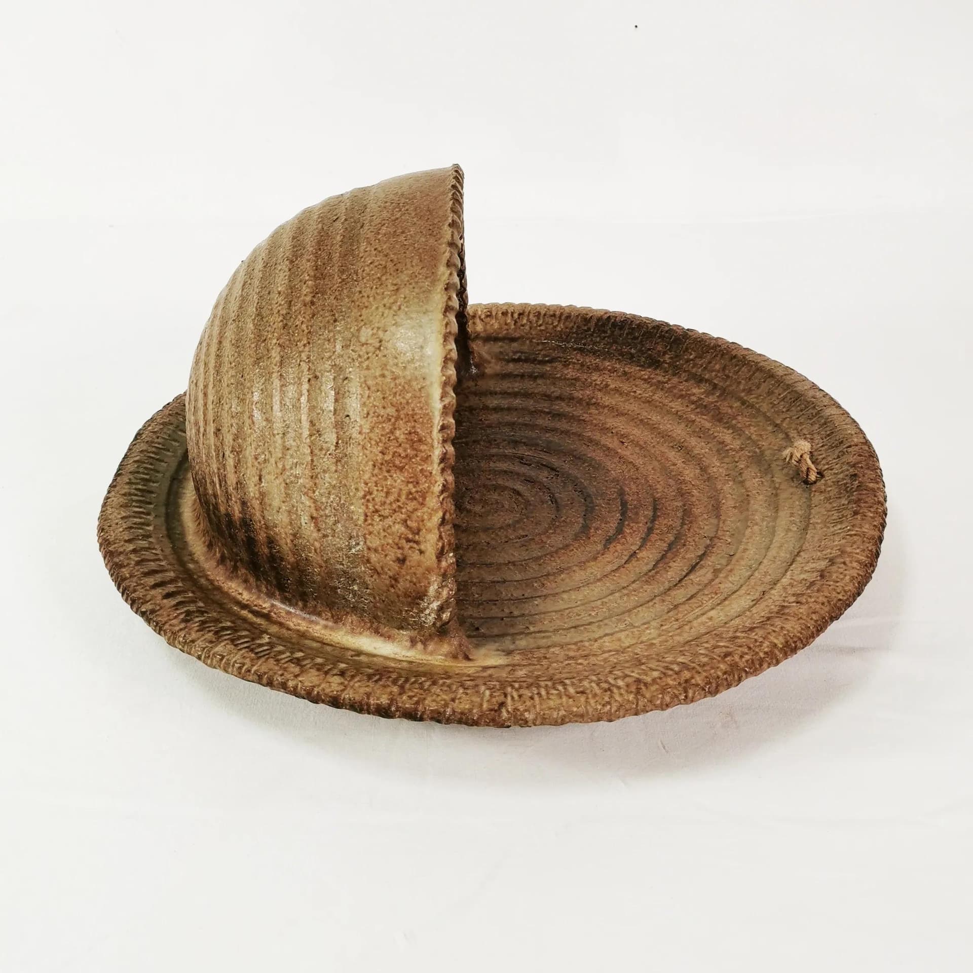 Wall planter, brown green, ceramics, Germany, 1970s. - 335536