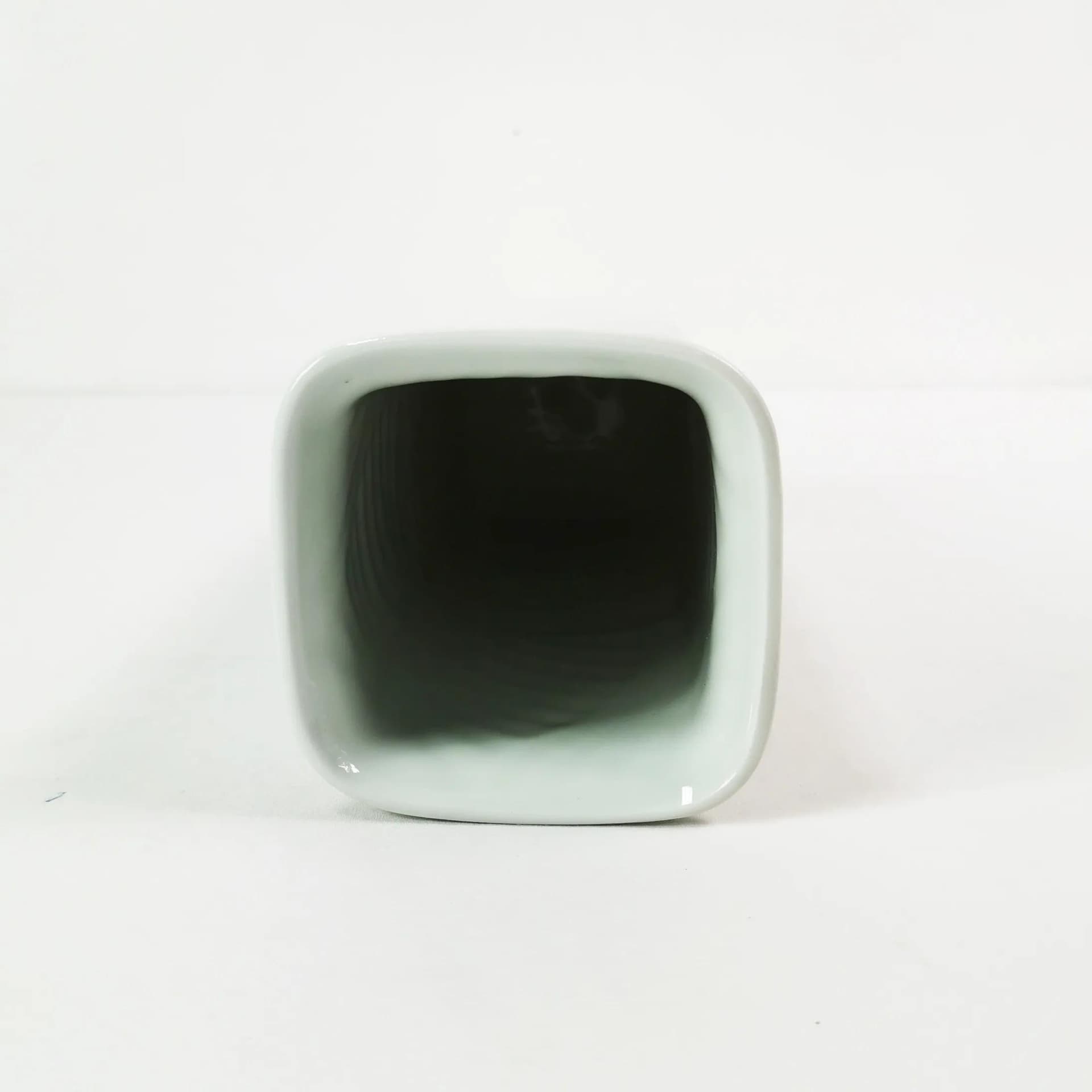 Vase, model 1442/23, white porcelain, Kaiser, Germany, 1970s. - 335471