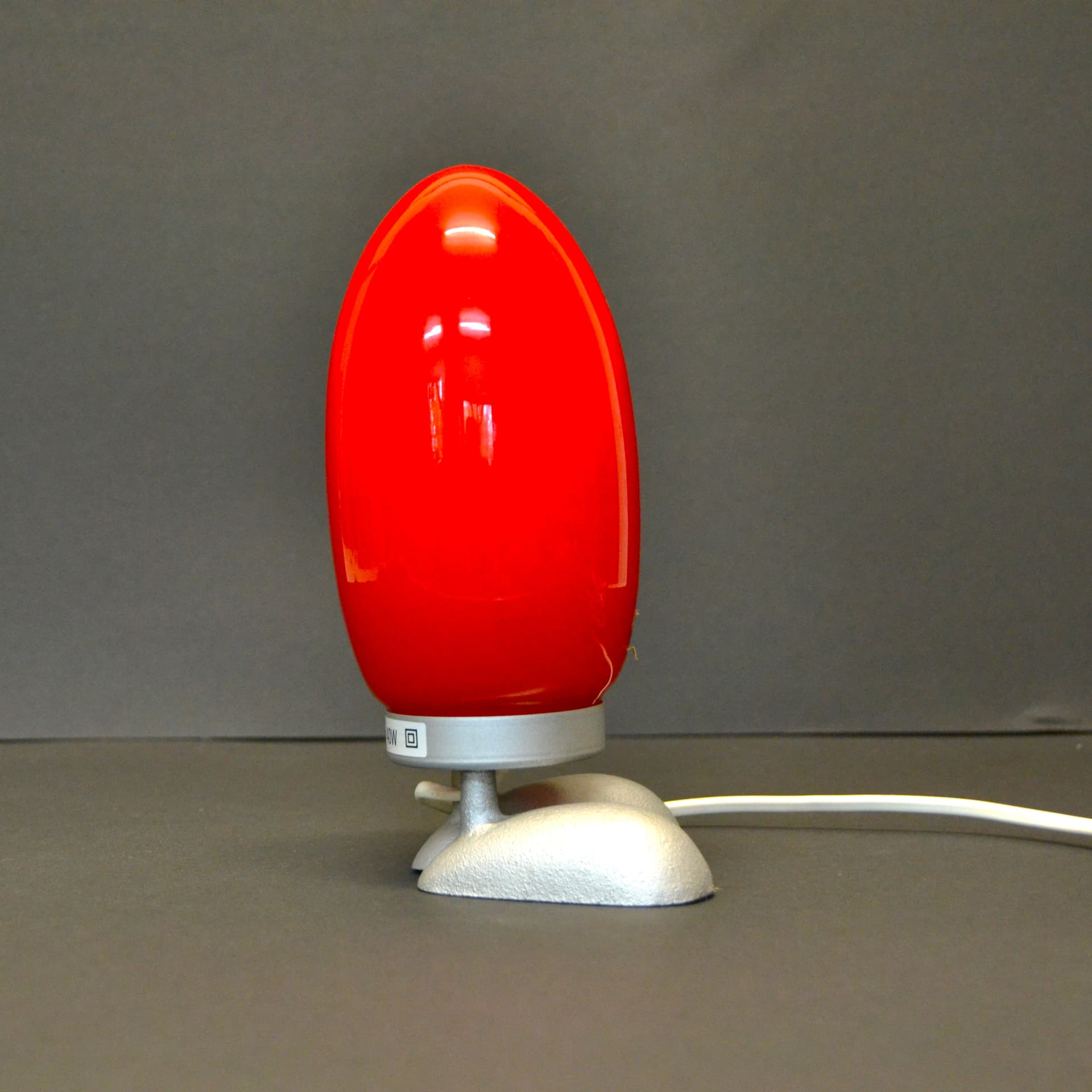 Lampka nocna Dino Egg, szkło czerwone, metal srebrny, proj. T. Konno, Ikea, Szwecja, lata 90. - 171