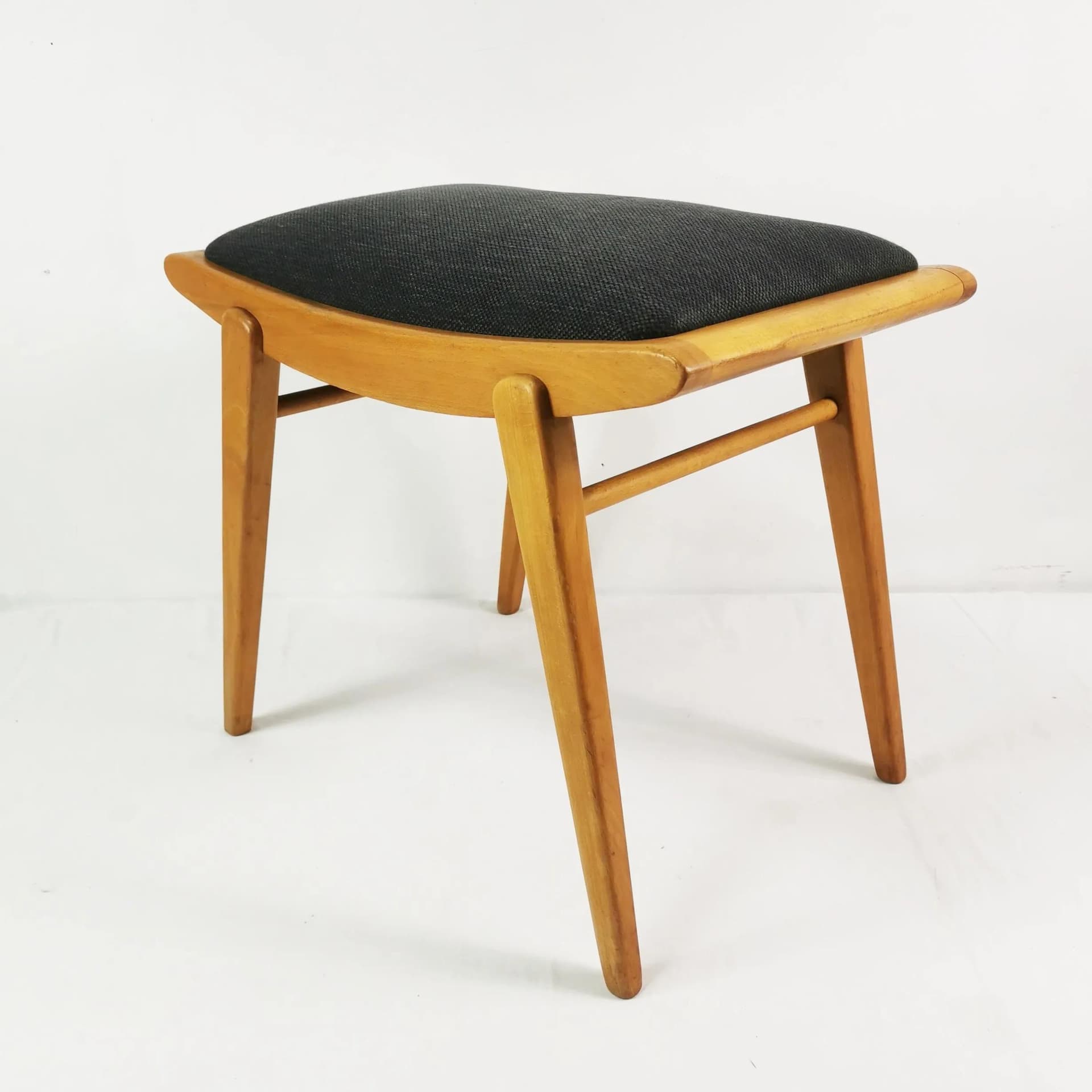 Taboret Casala, buk brązowy, tkanina grafitowa, Niemcy, lata 60. - 336033