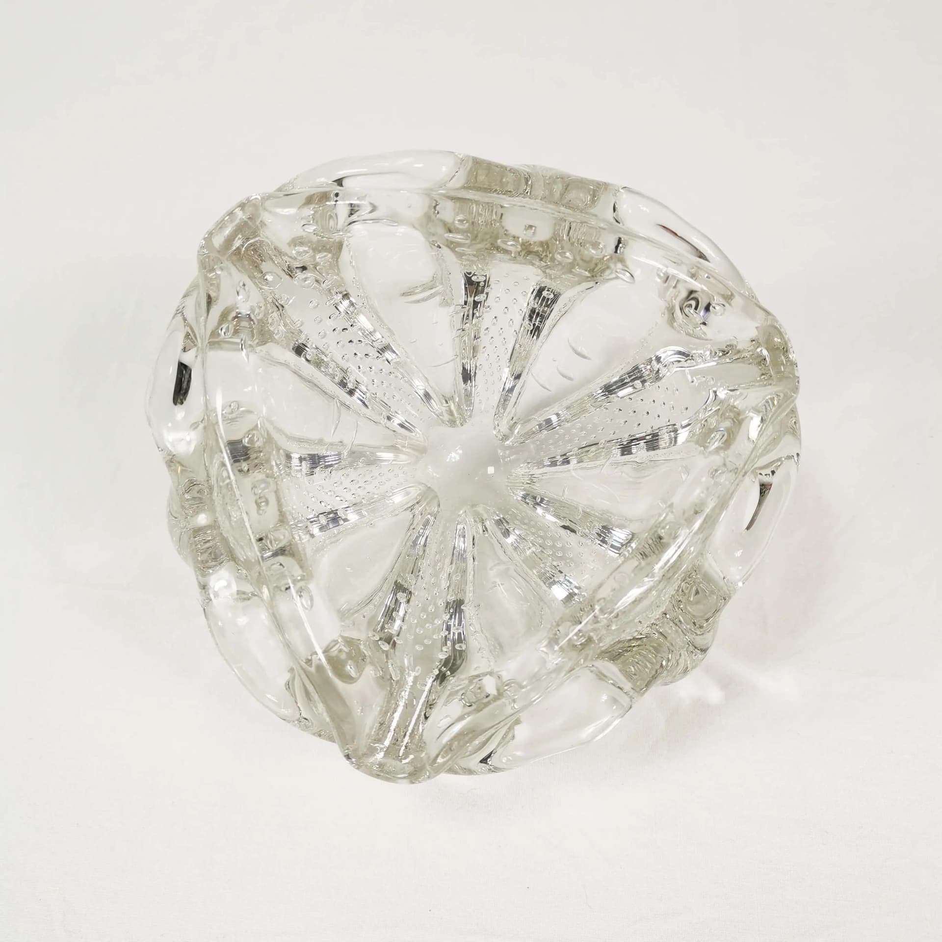 Popielnica organiczna, szkło transparentne, Szwecja, lata 60. - 336004