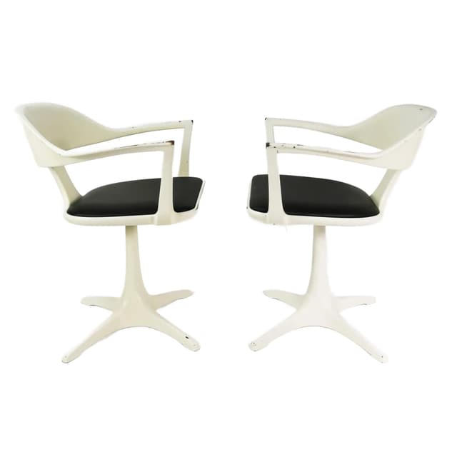 Pair of chairs Space Age, white resin, beige fiberglass, black seat, by K. Schafer, Interlubke, Germany, 1960s. - DIMENSION