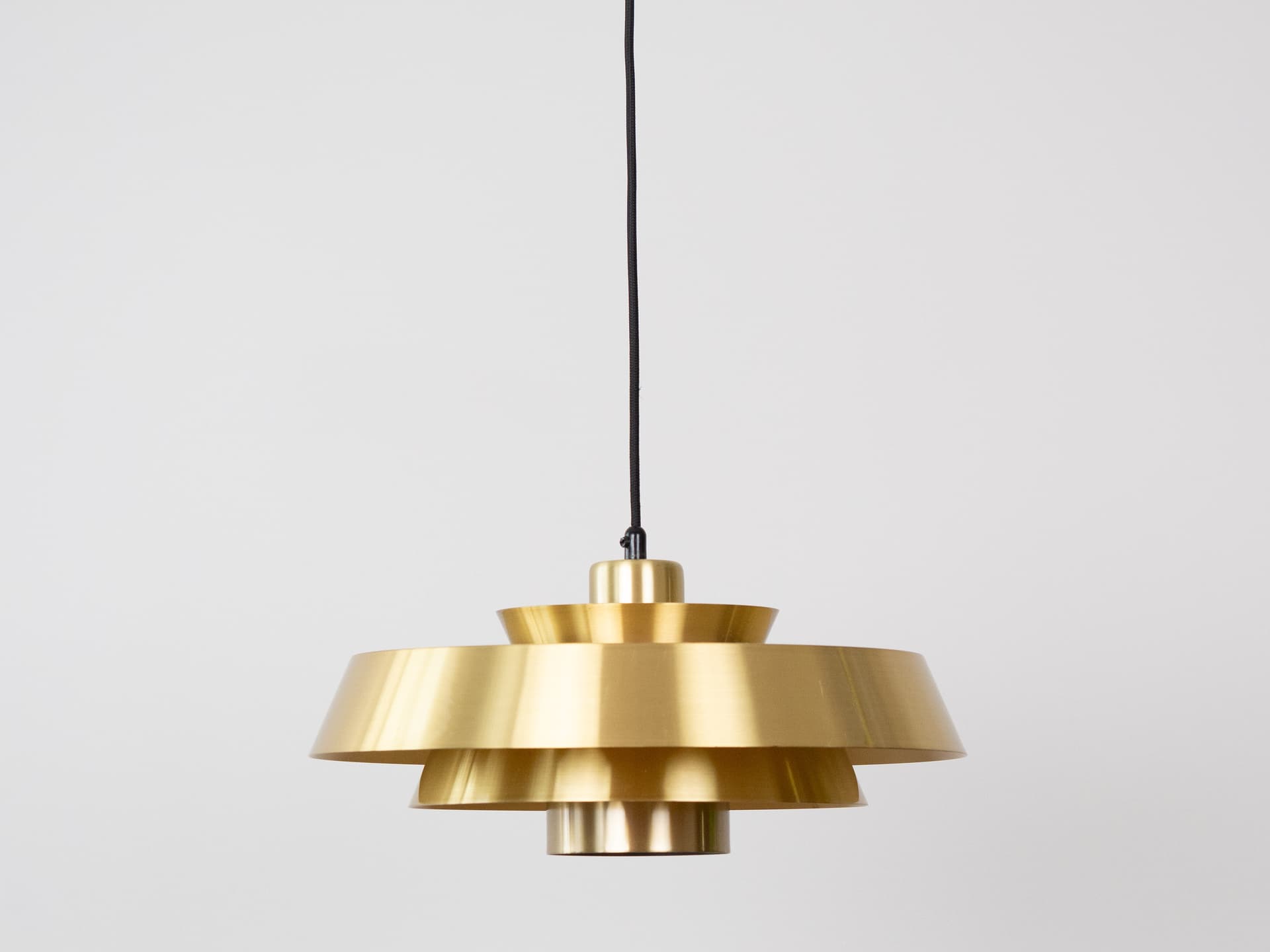 Pendant lamp Nova, gold brass, by J. Hammerborg, Fog & Mørup, Denmark, 1960s. - 336356