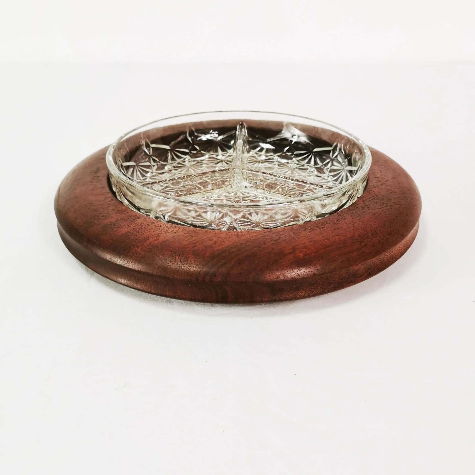 Patera na przekąski Mid Century, teak brązowy, szkło przezroczyste, proj. R. Forgan Bwt, Wielka Brytania, lata 60. - 336747