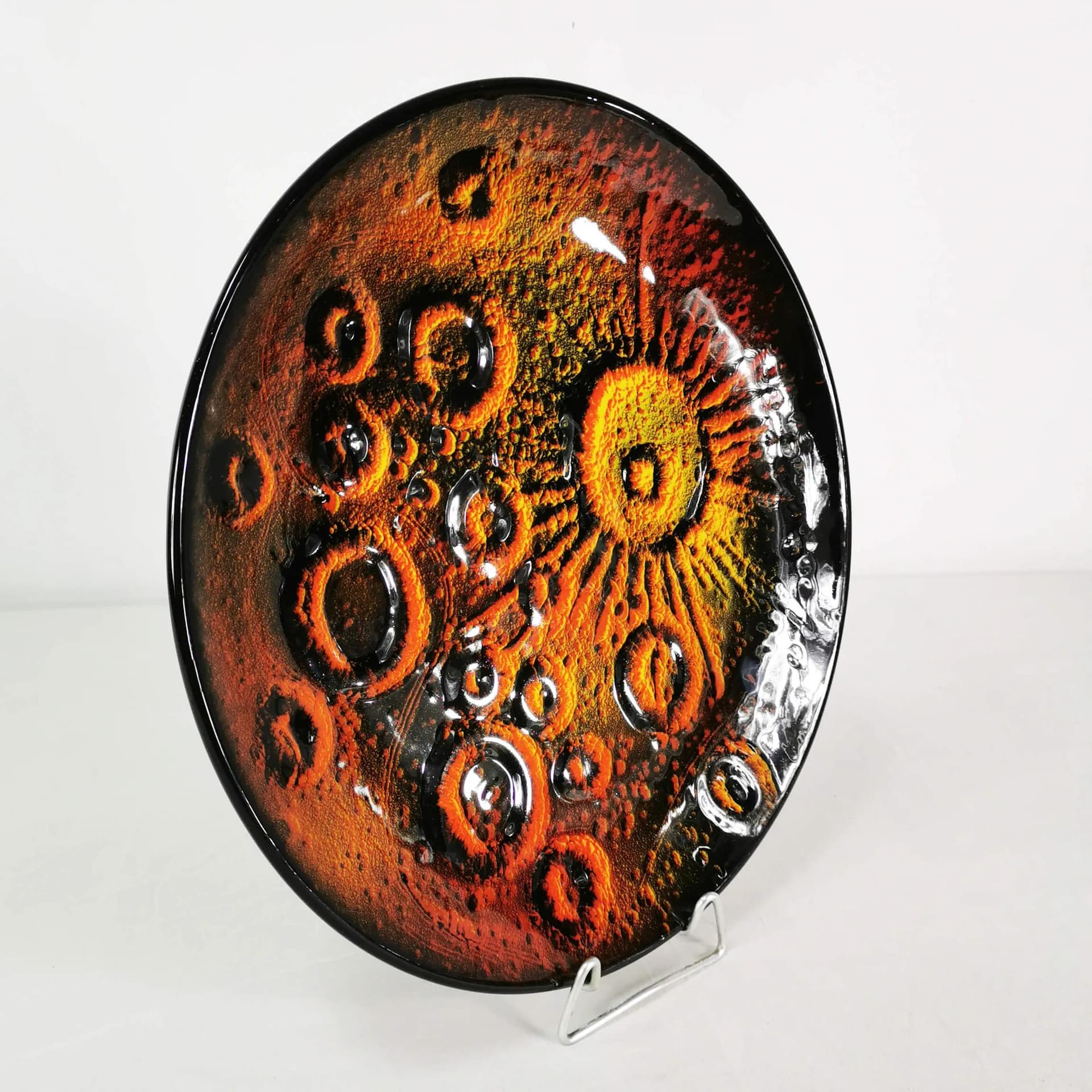 Wall plate Op-Art, orange red yellow black, stoneware, by L. Cellarosi, Italy, 1970s. - 336641