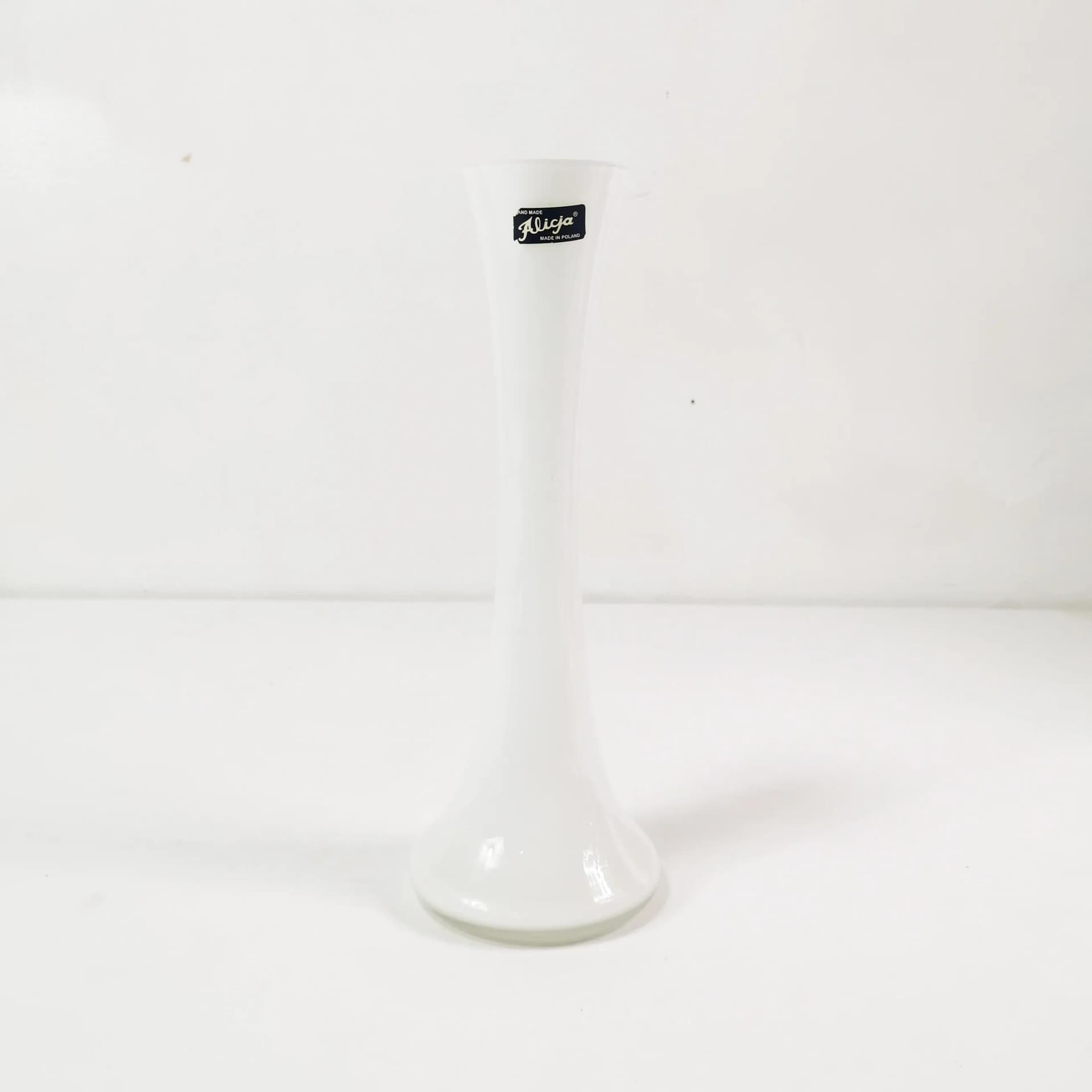 Vase Minimalist, white glass, Huta Alicja Tarnów, Poland, 1980s. - 336480