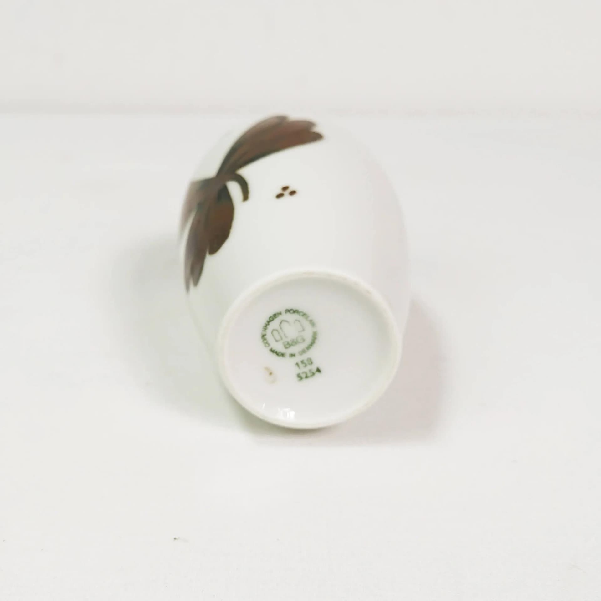 Porcelain vase, white brown, B&G Copenhagen, Denmark, 1960s. - 336454