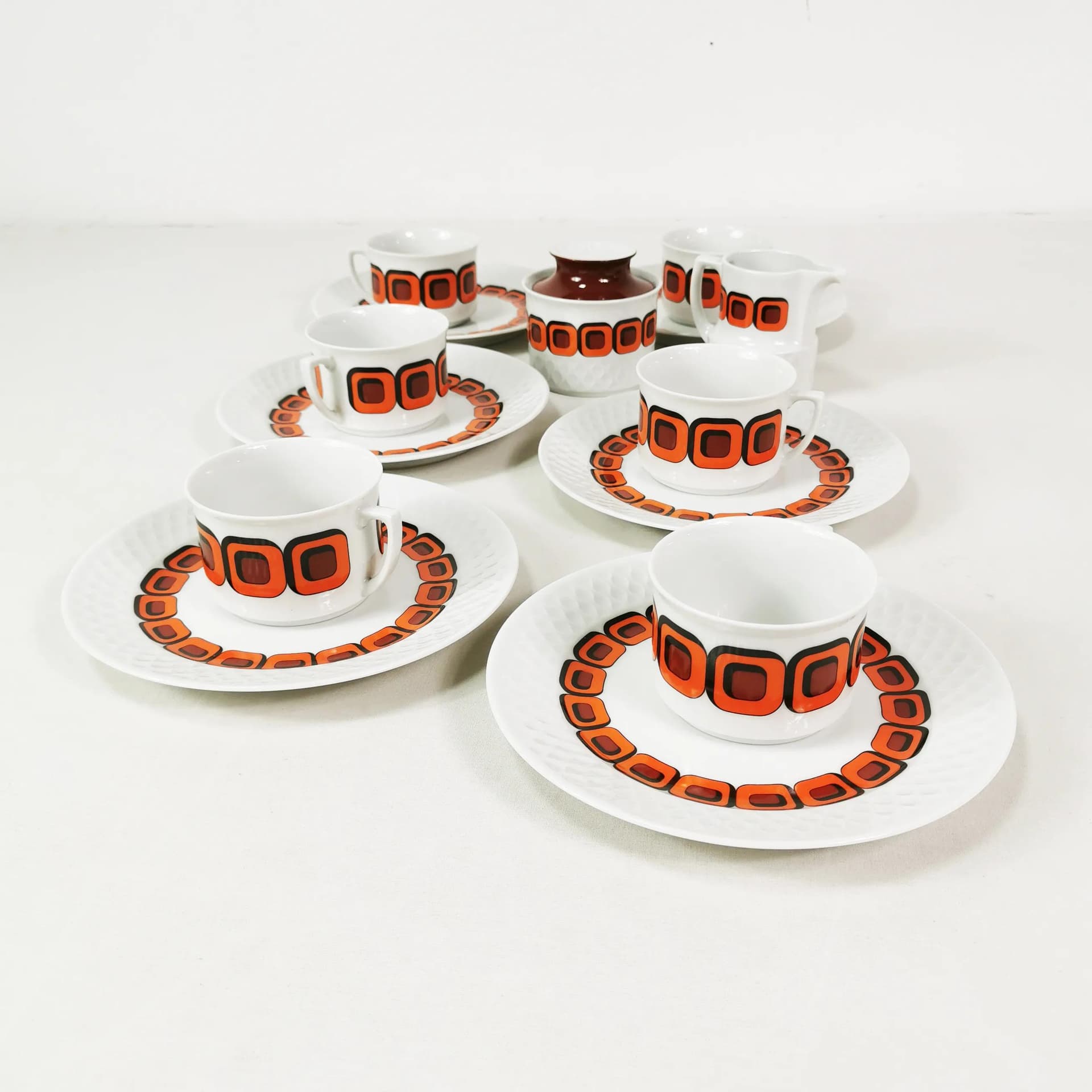 Zestaw piętnastoelementowy kawowo-herbaciany Space Age, biały pomarańczowy czarny, porcelana, Schirnding, Niemcy, lata 70. - 340113