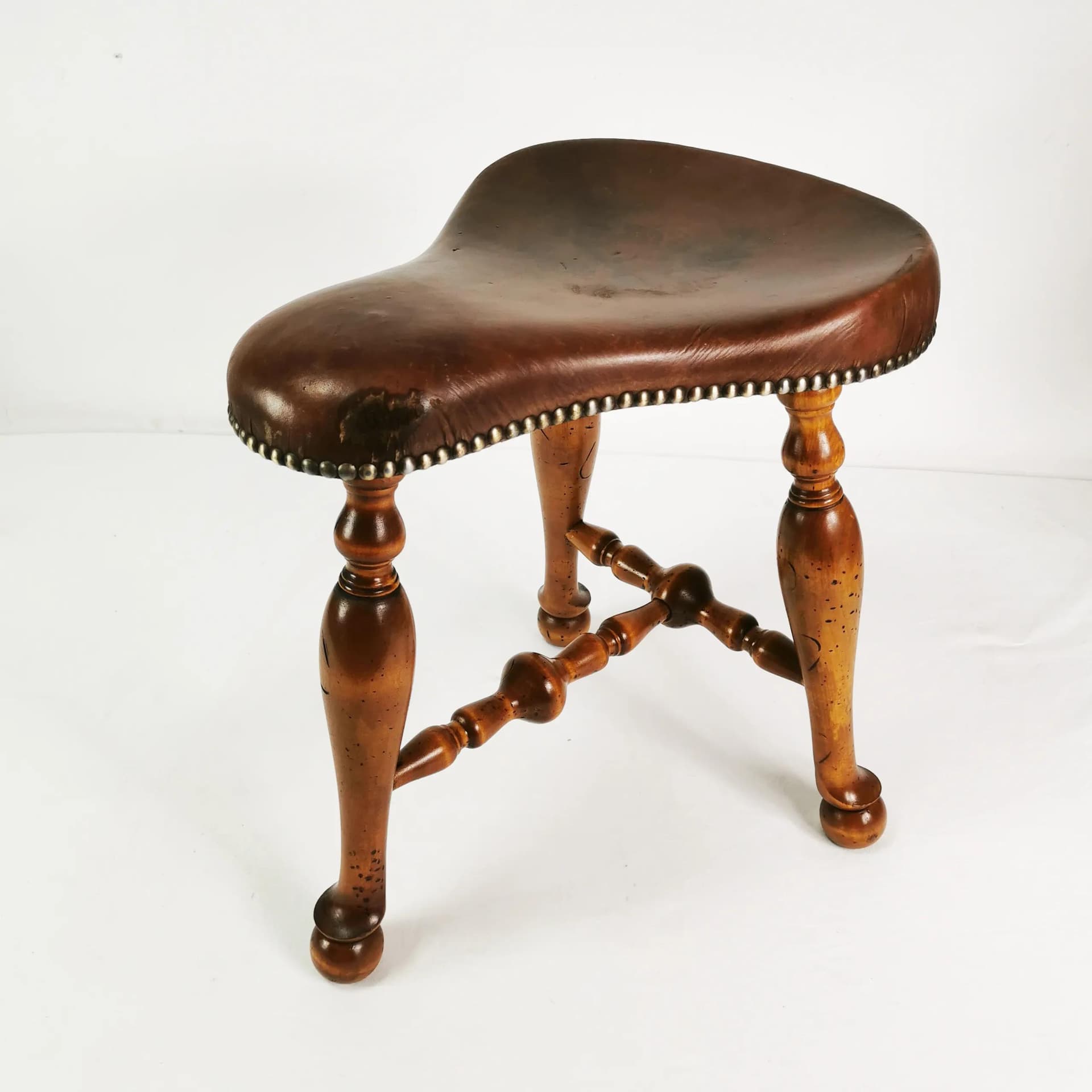 Taboret wiktoriański, brązowy, drewno, skóra naturalna, Hiszpania, XIX w. - 337529