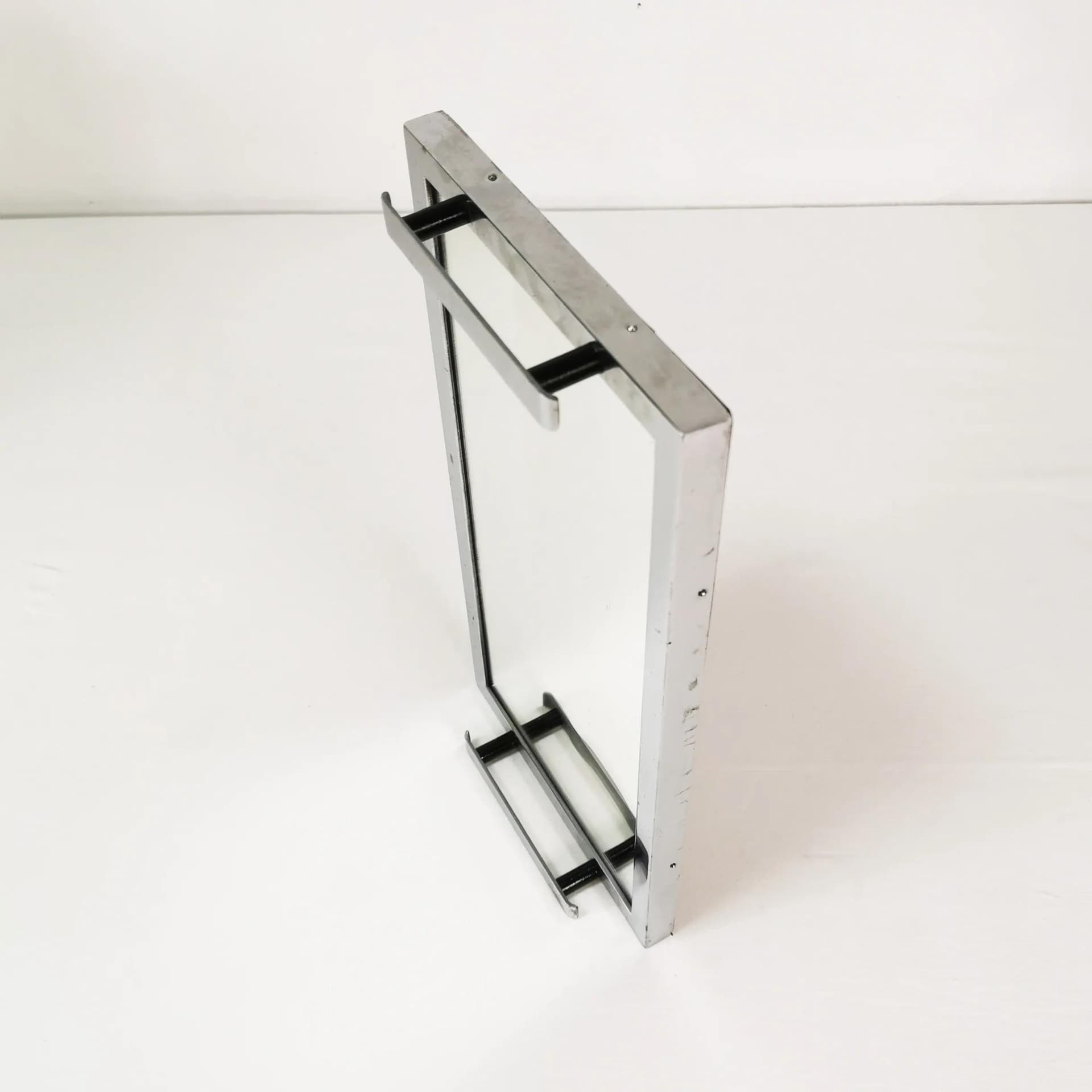 Tray Art Deco, silver chrome, mirrored glass, beech, Czechoslovakia, 1930s. - 337362