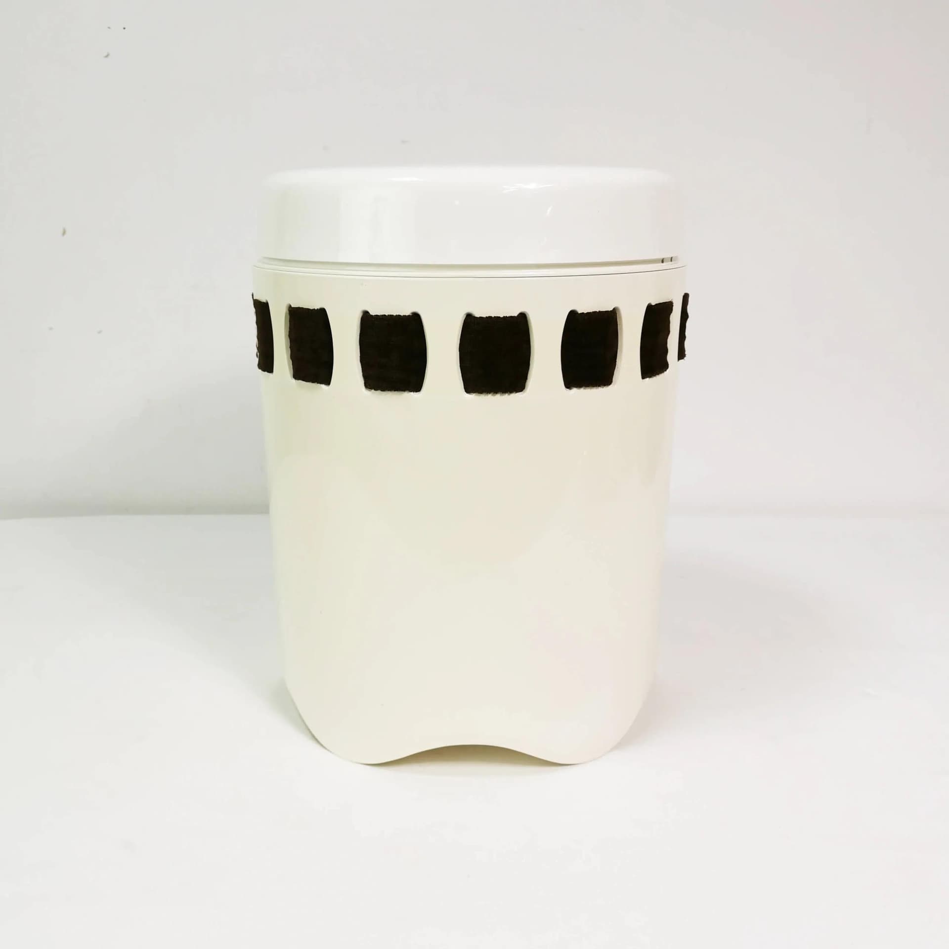Taboret ze schowkiem, beżowy biały, plastik, Emsa, Niemcy, lata 60. - 337269
