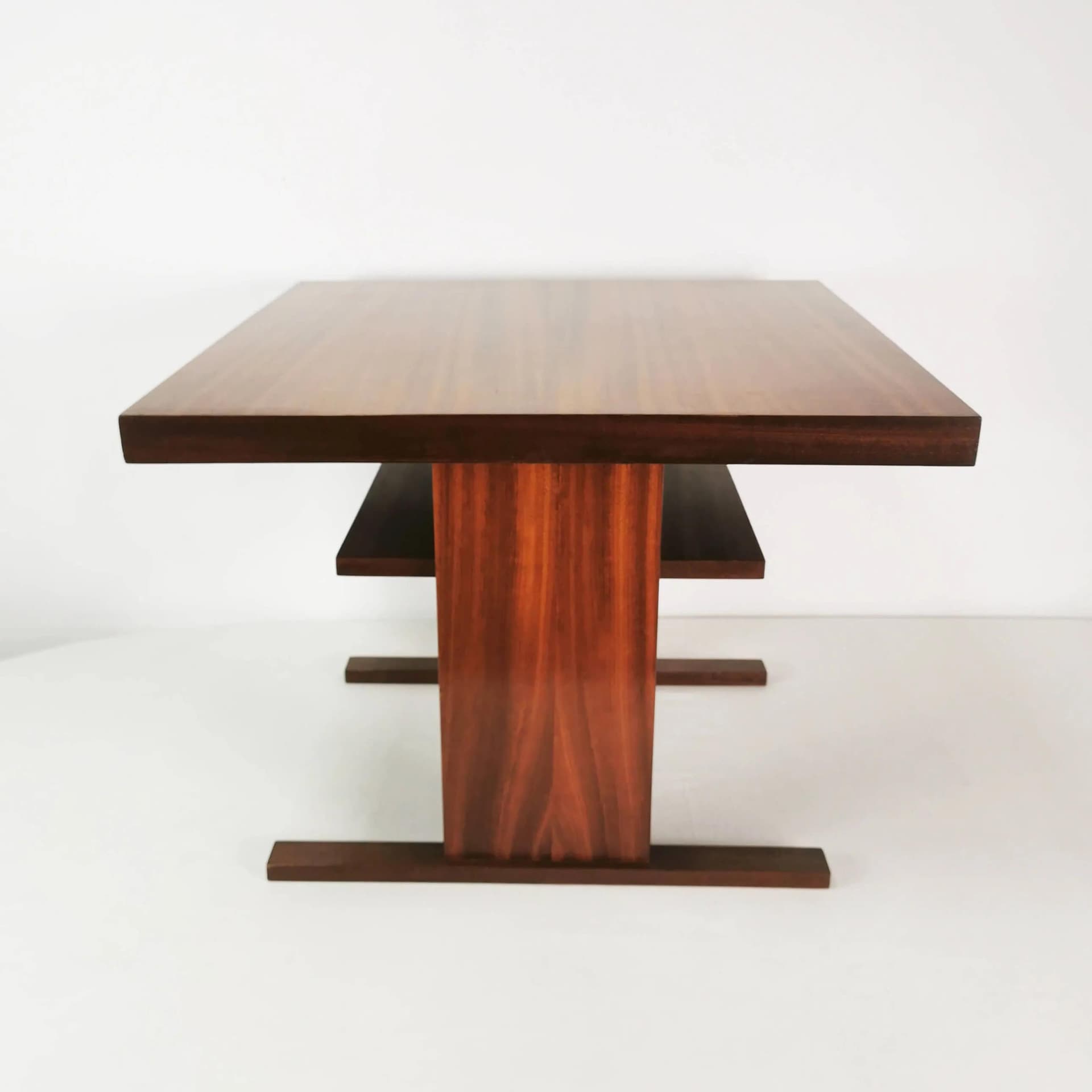 Coffee Table Modernist, brown walnut, Czechoslovakia, 1970s. - 339880
