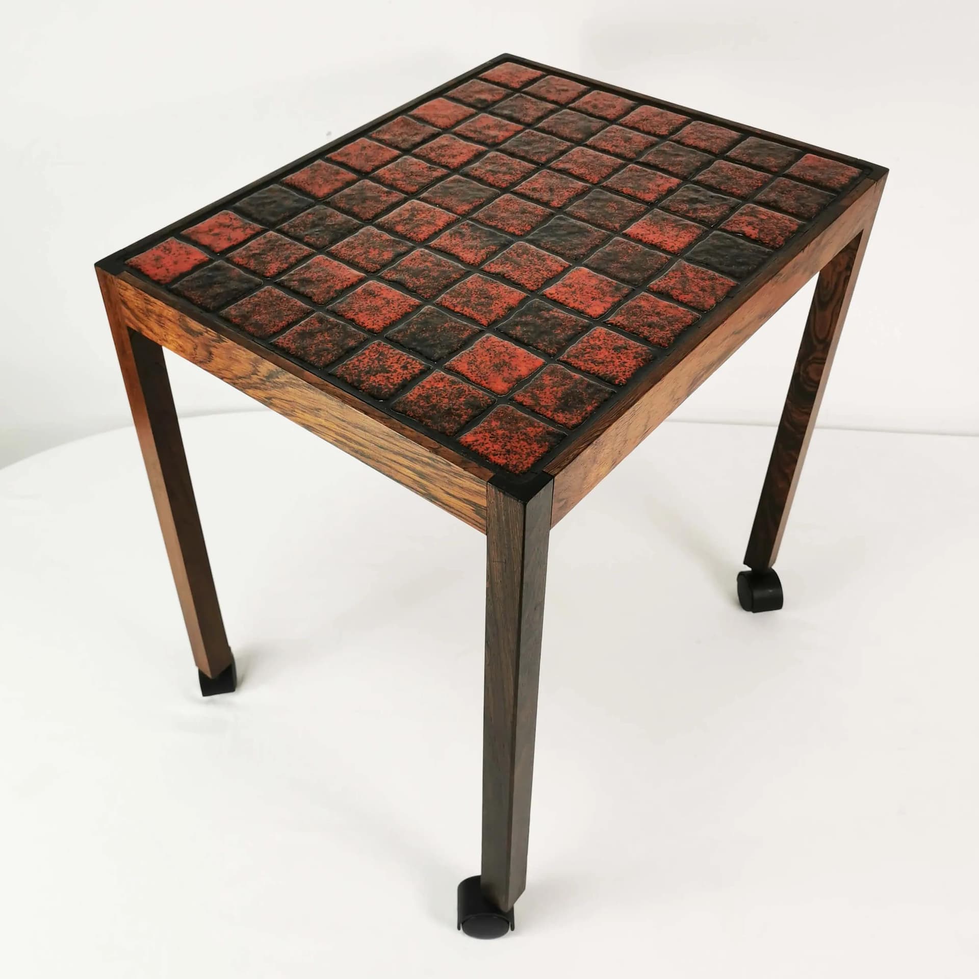 Stolik pomocniczy Mid Century, ceramika czerwona, palisander brązowy, Dania, lata 70. - 339840