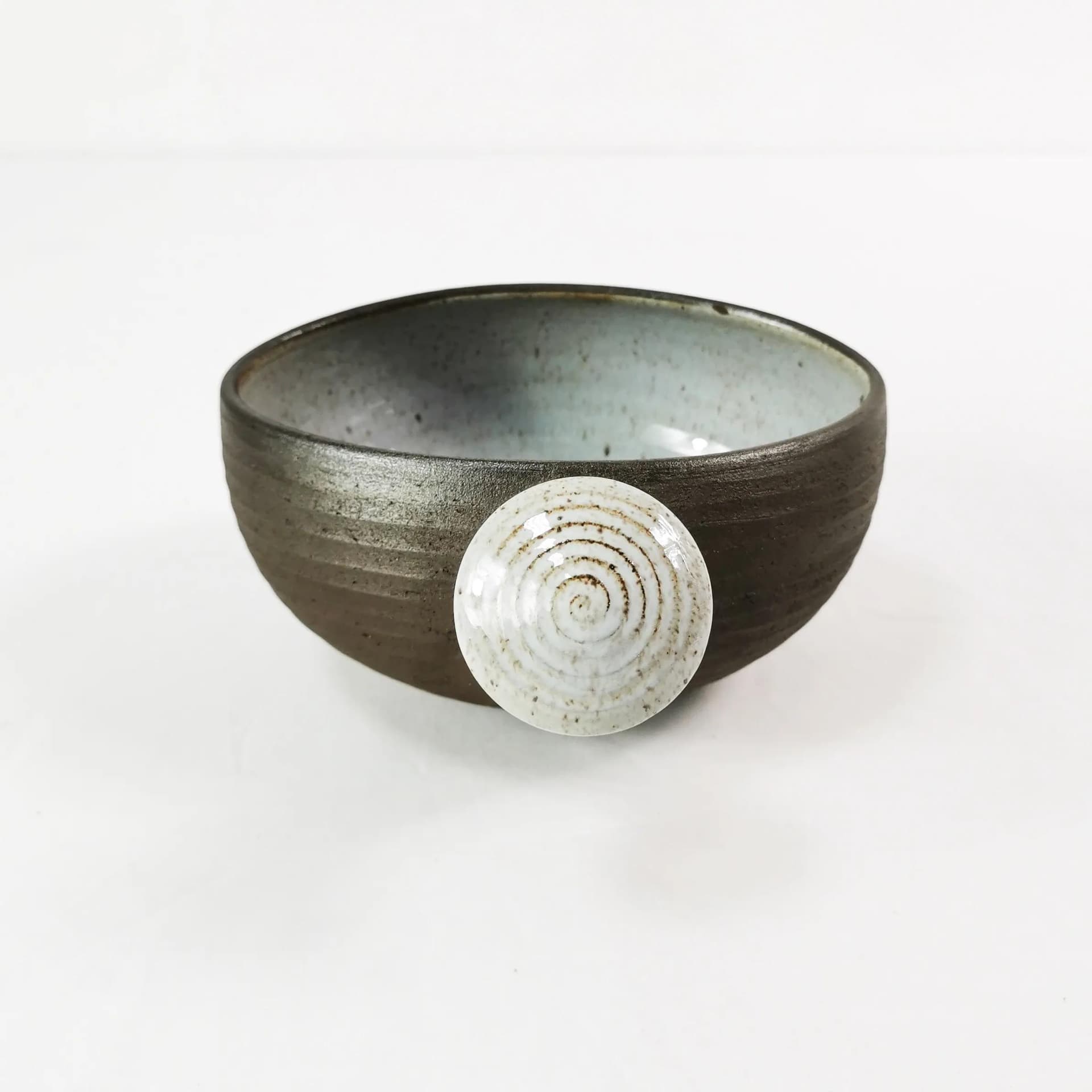 Bowl with handle, brown stoneware, by H. Ditlev, Denmark, 1960s. - 339832