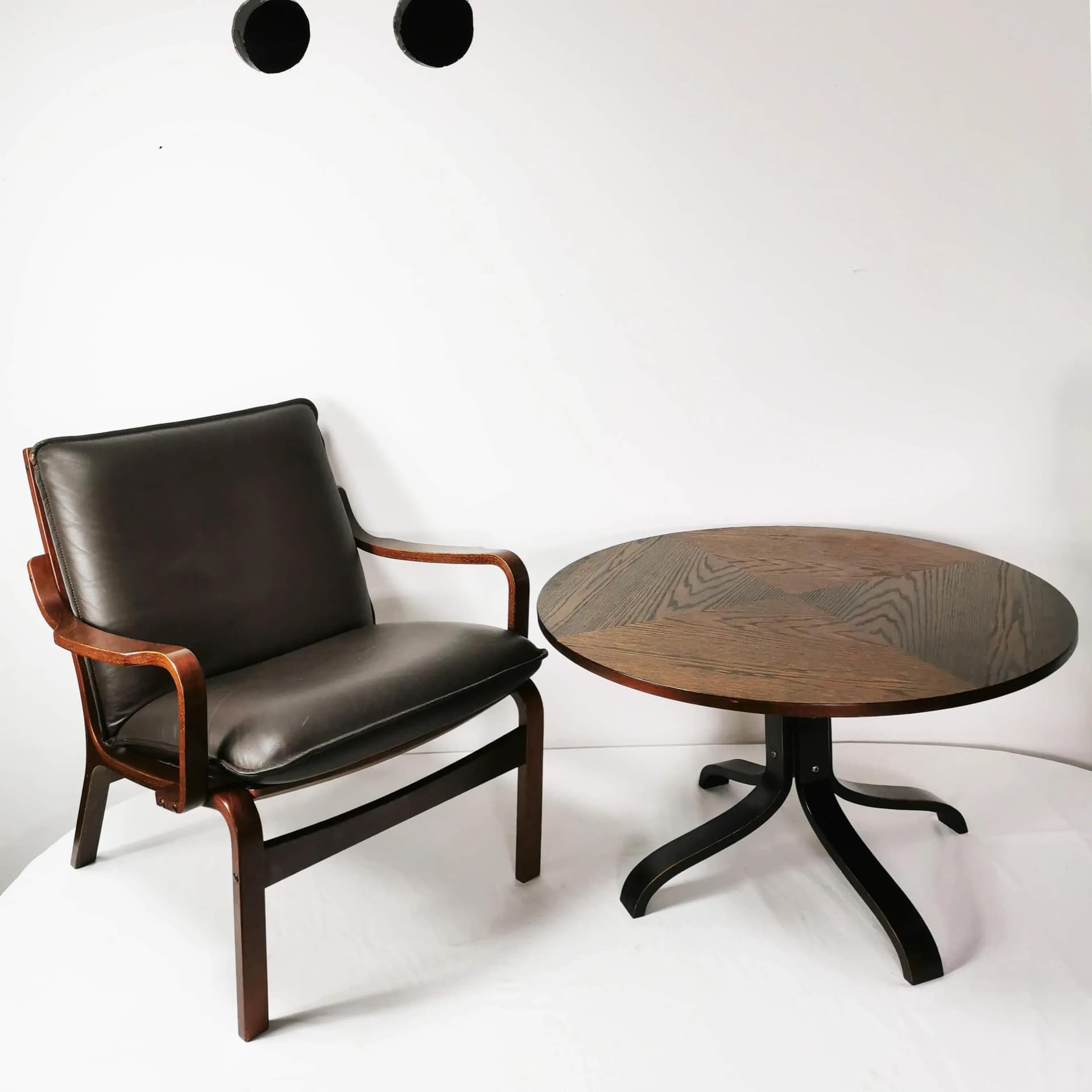 Coffee table, brown walnut, black beech, Denmark, 1970s. - 338782