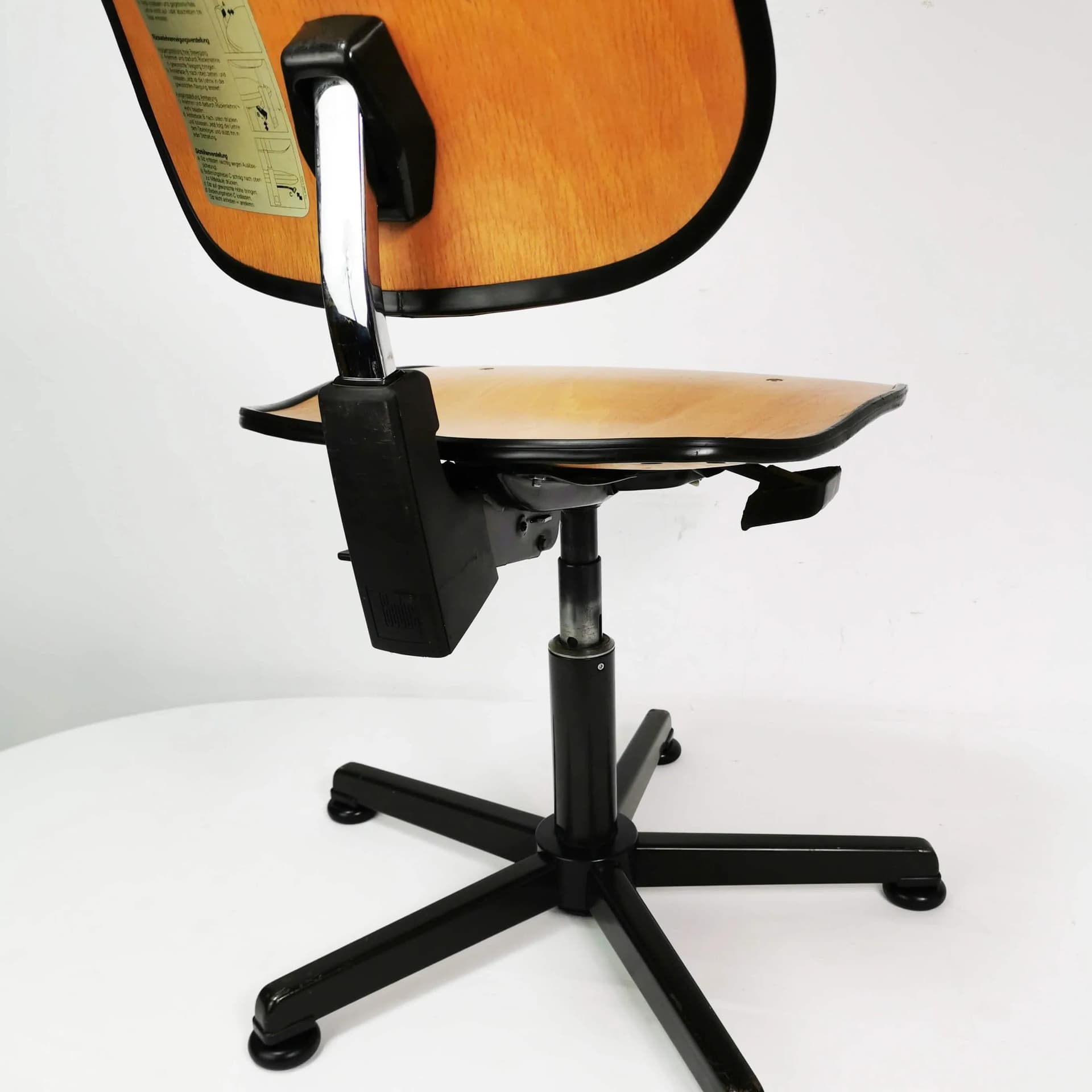 Workshop and Office Chair, brown beech, black metal, Sedus, Germany, 1970s. - 338508