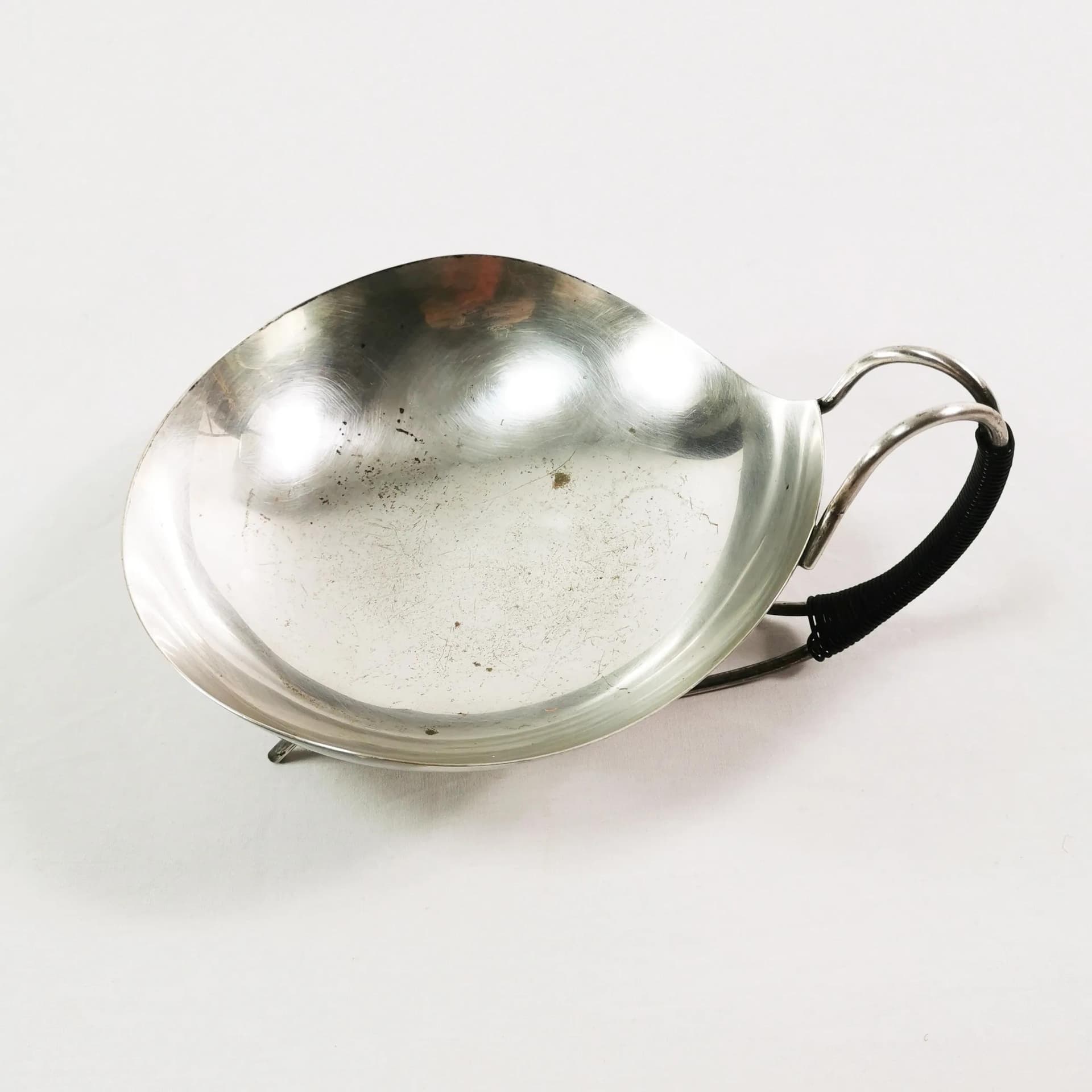 Centerpiece bowl, modernist, silver-plated, black plastic, Denmark, 1960s. - 338363