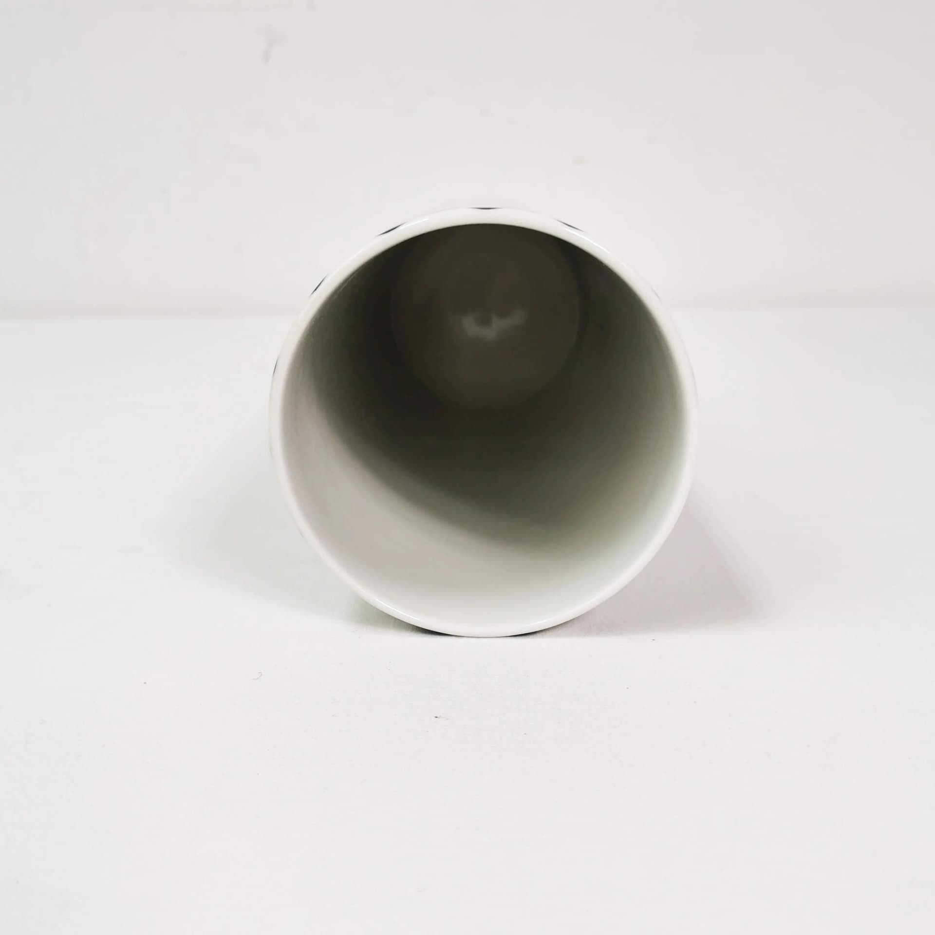 Wazon Art Werk, porcelana biała czarna, Niemcy, lata 80. - 337976