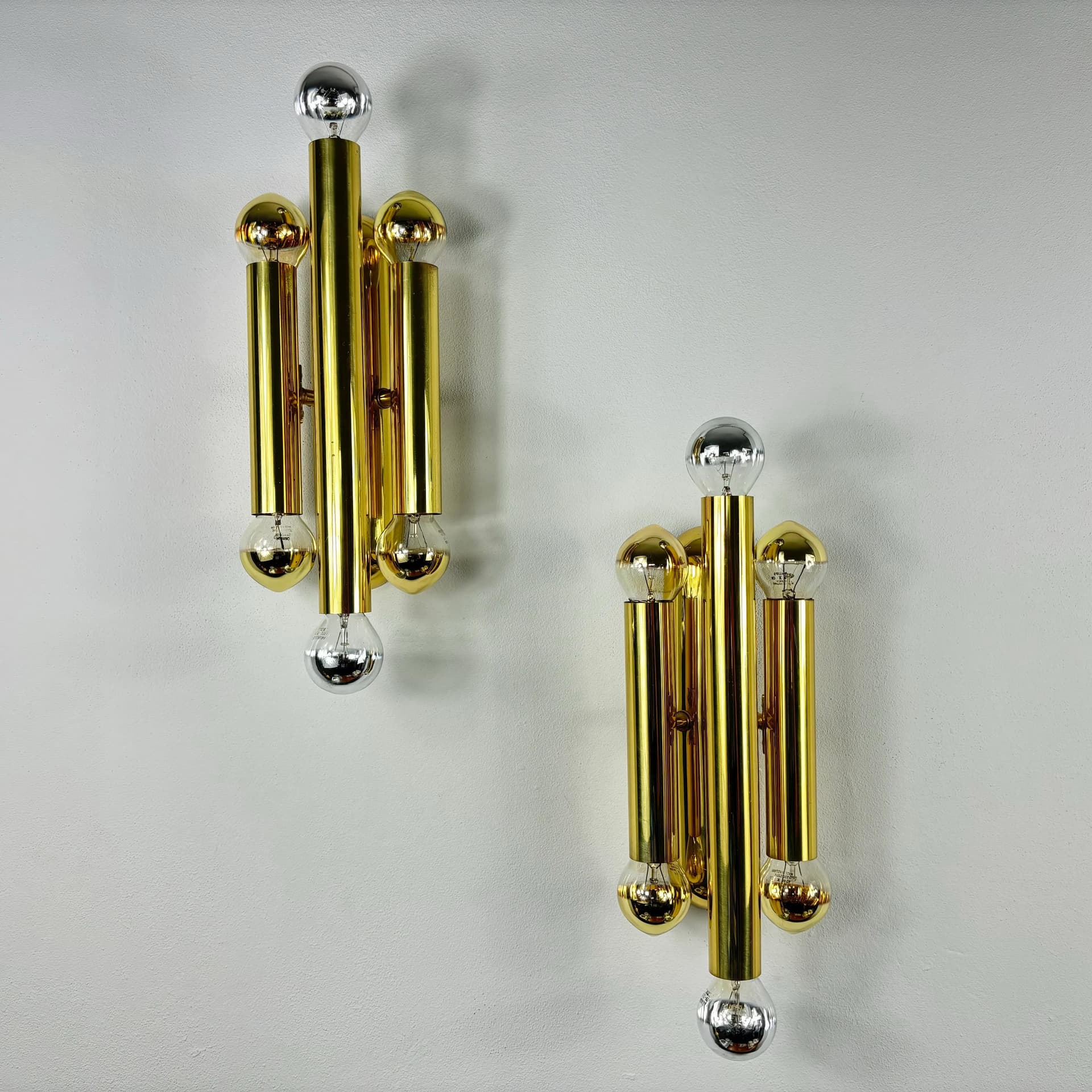 Pair of wall sconces, gilt brass, V.L.S Leuchten, Germany, 1980s. - 25491