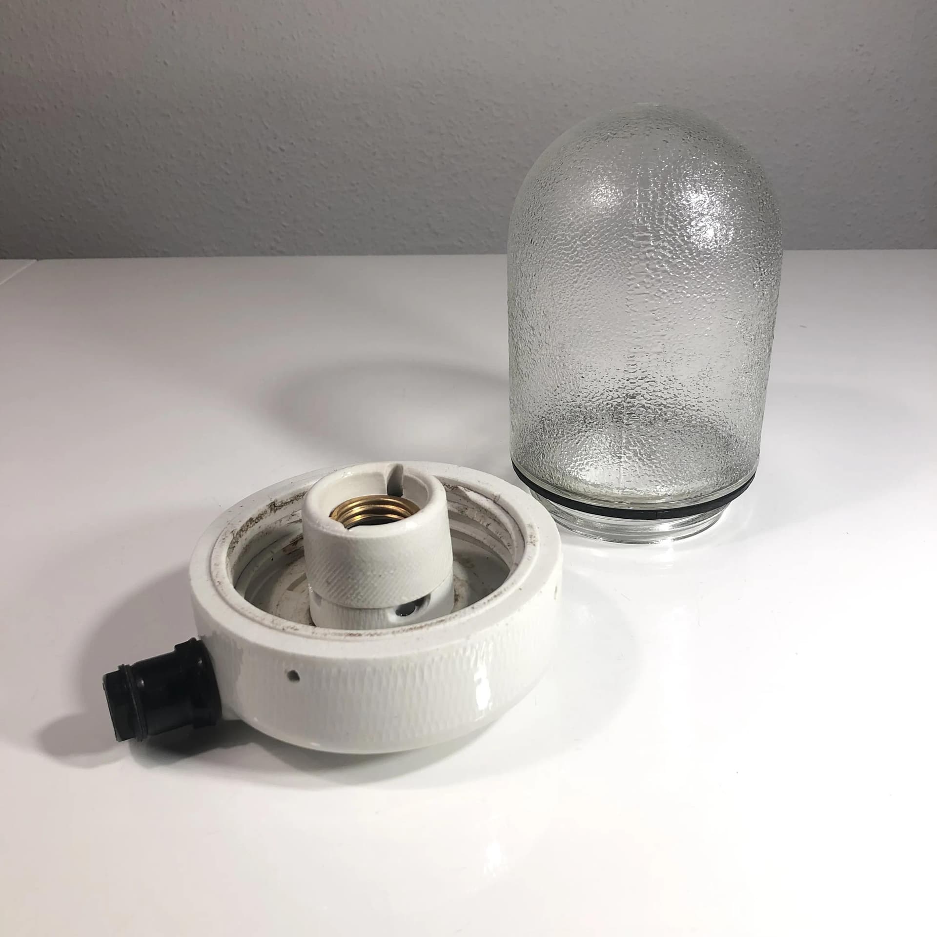 Lampa wisząca industrialna, szkło transparent, Niemcy, lata 70. - 25481