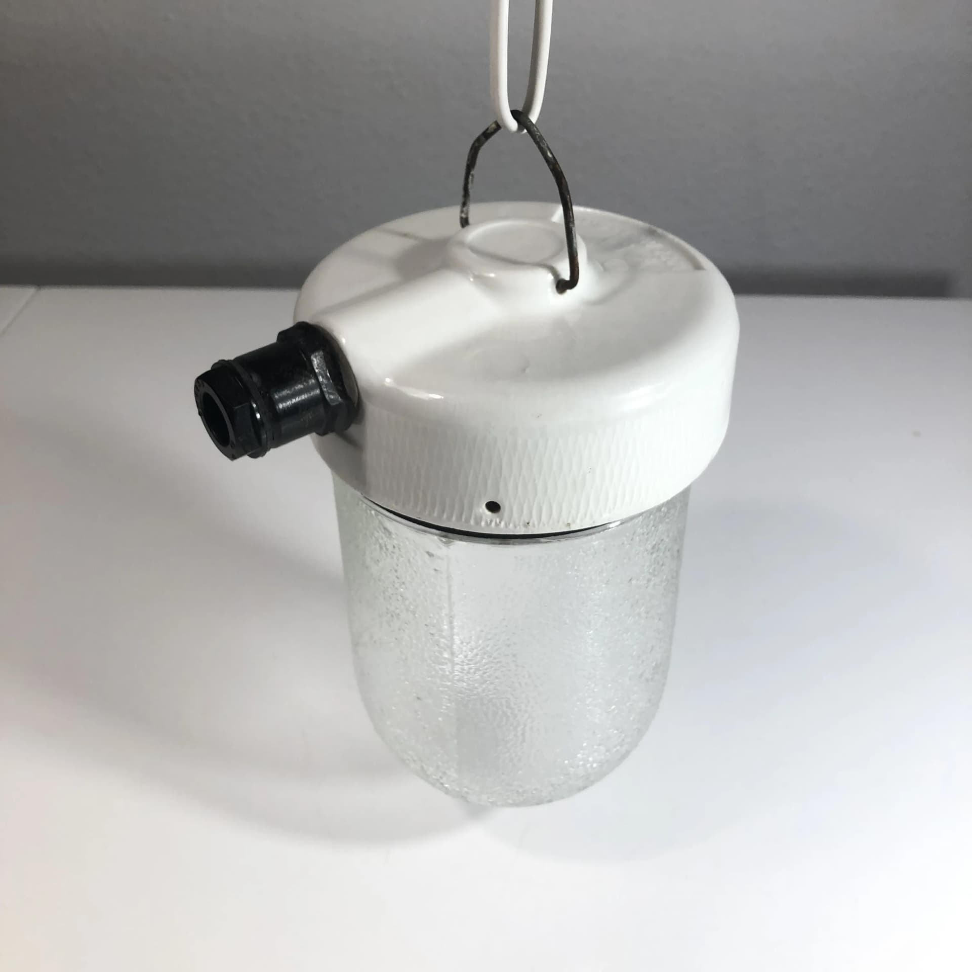 Lampa wisząca industrialna, szkło transparent, Niemcy, lata 70. - 25484
