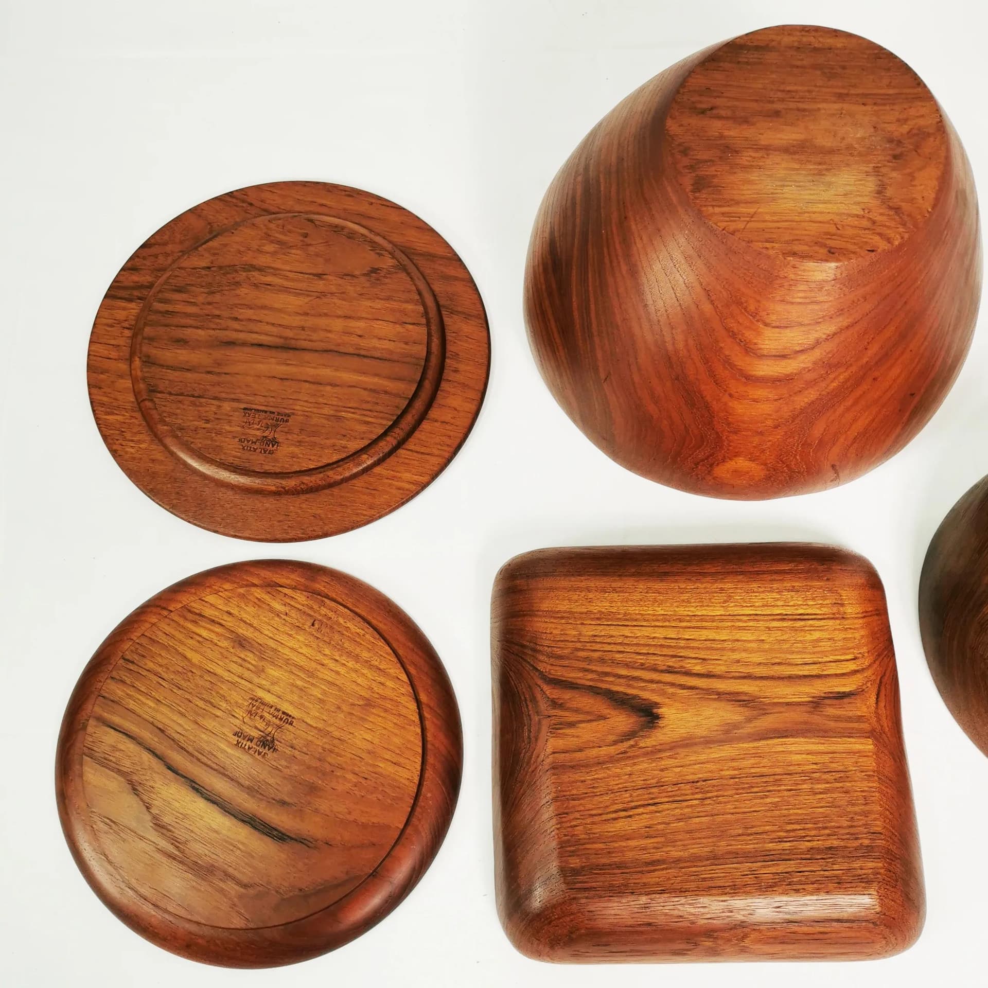 Set of five Mid Century tableware pieces, brown teak, Denmark, 1960s. - 339463