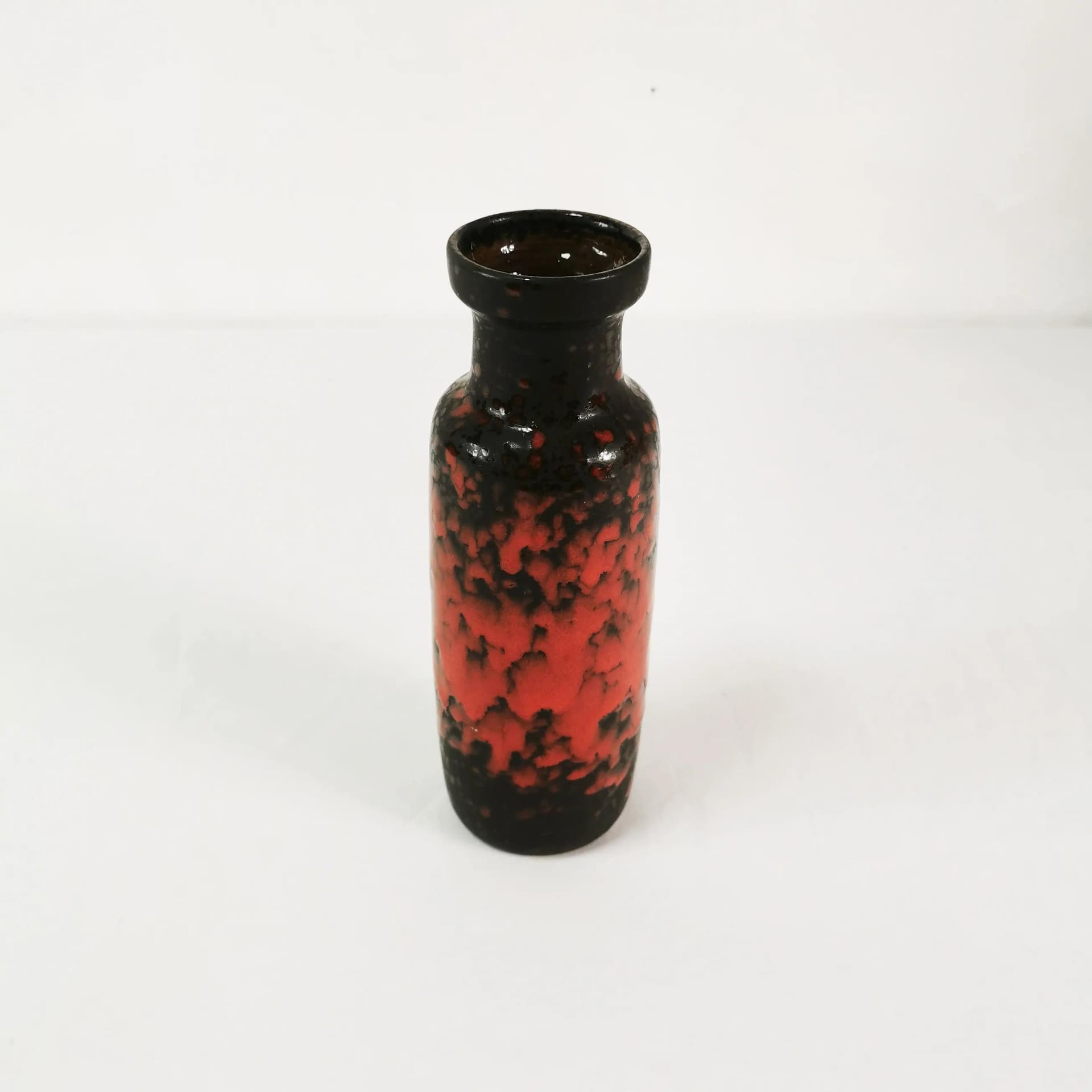 Wazon Fat Lava, czerwony czarny, kamionka, Niemcy, lata 60. - 339142