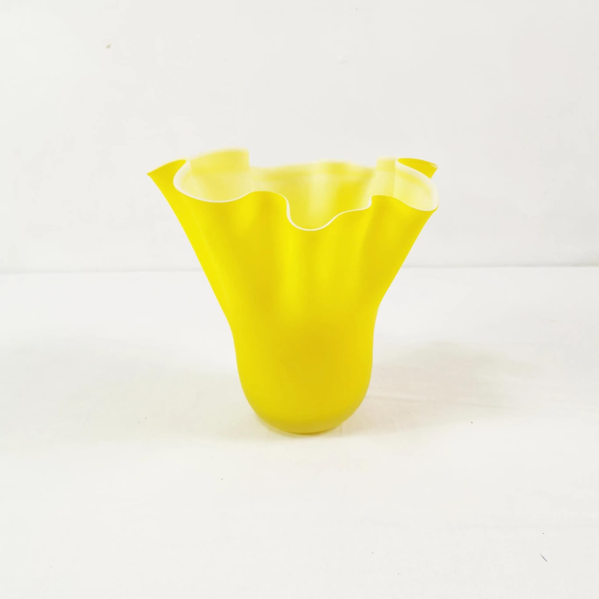 Vase Fazzoletto, yellow, glass, Italy, 1970s. - 339041