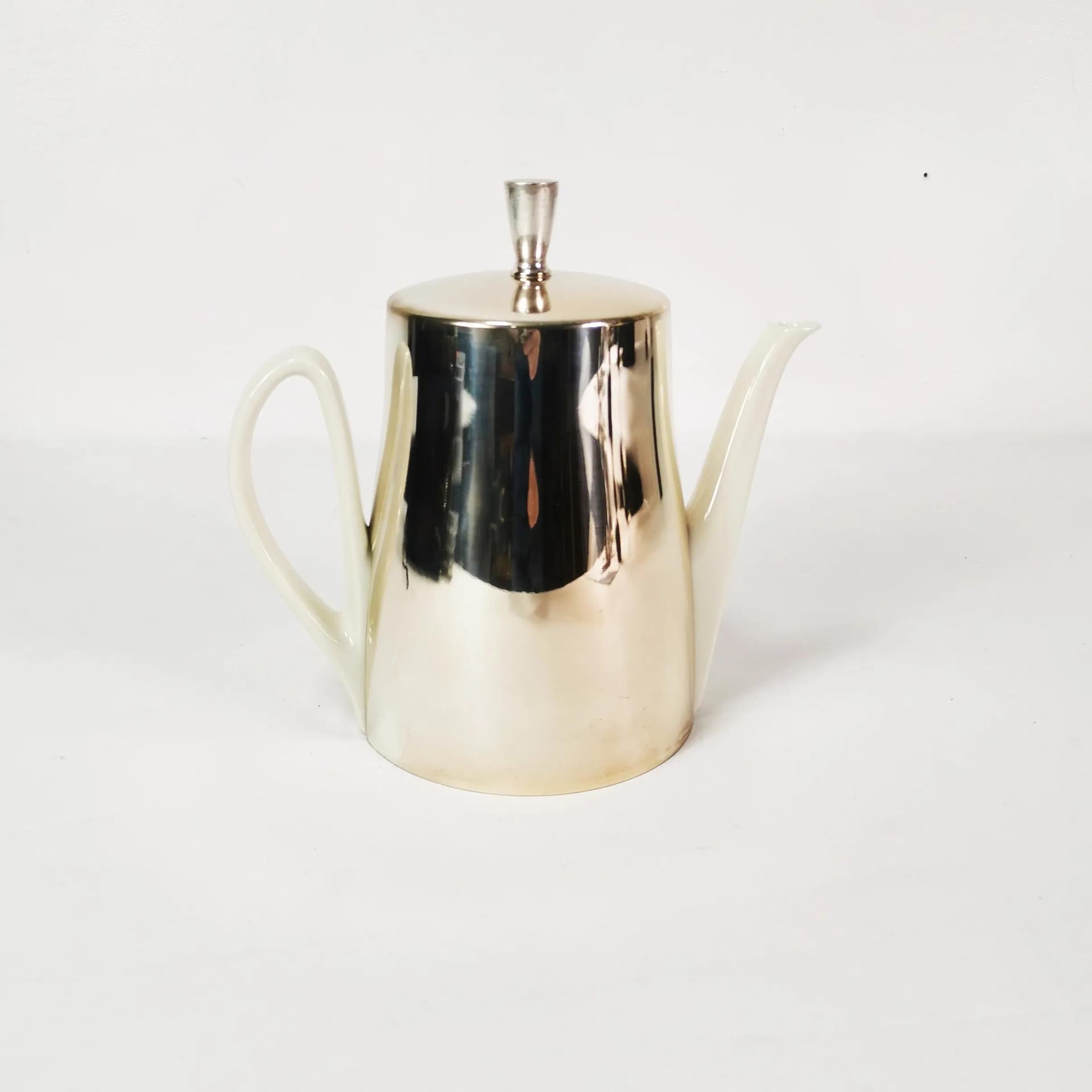 Dzbanek z ocieplaczem Art Deco, porcelana biała, metal srebrny, Niemcy, lata 50. - 338987
