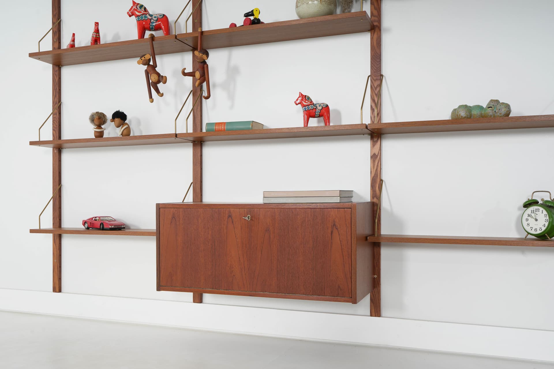 Regał systemowy, teak brązowy, metal srebrny, Dania, lata 70. - 340311