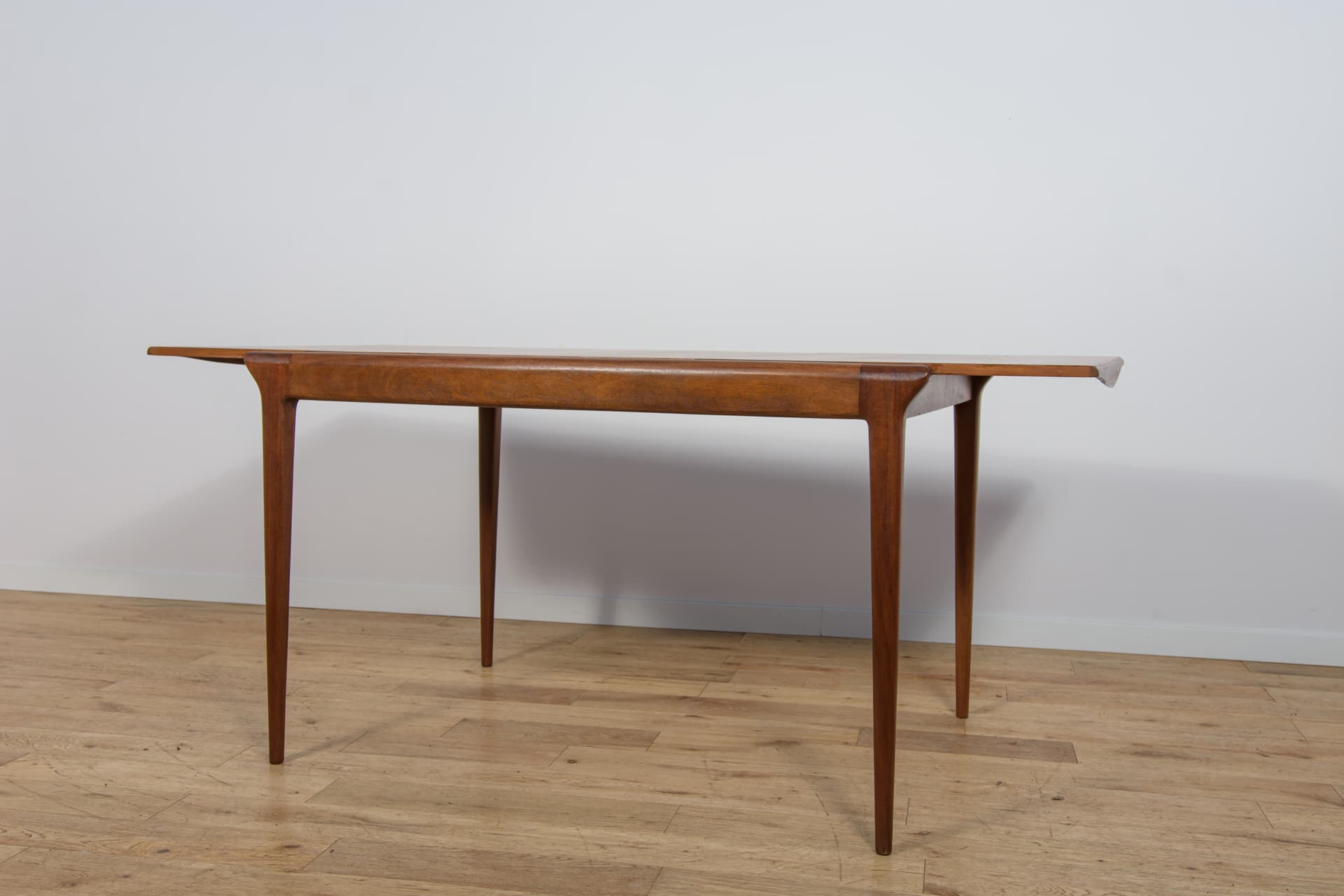 Stół rozkładany, teak brązowy, McIntosh, Wielka Brytania, lata 60. - 340324