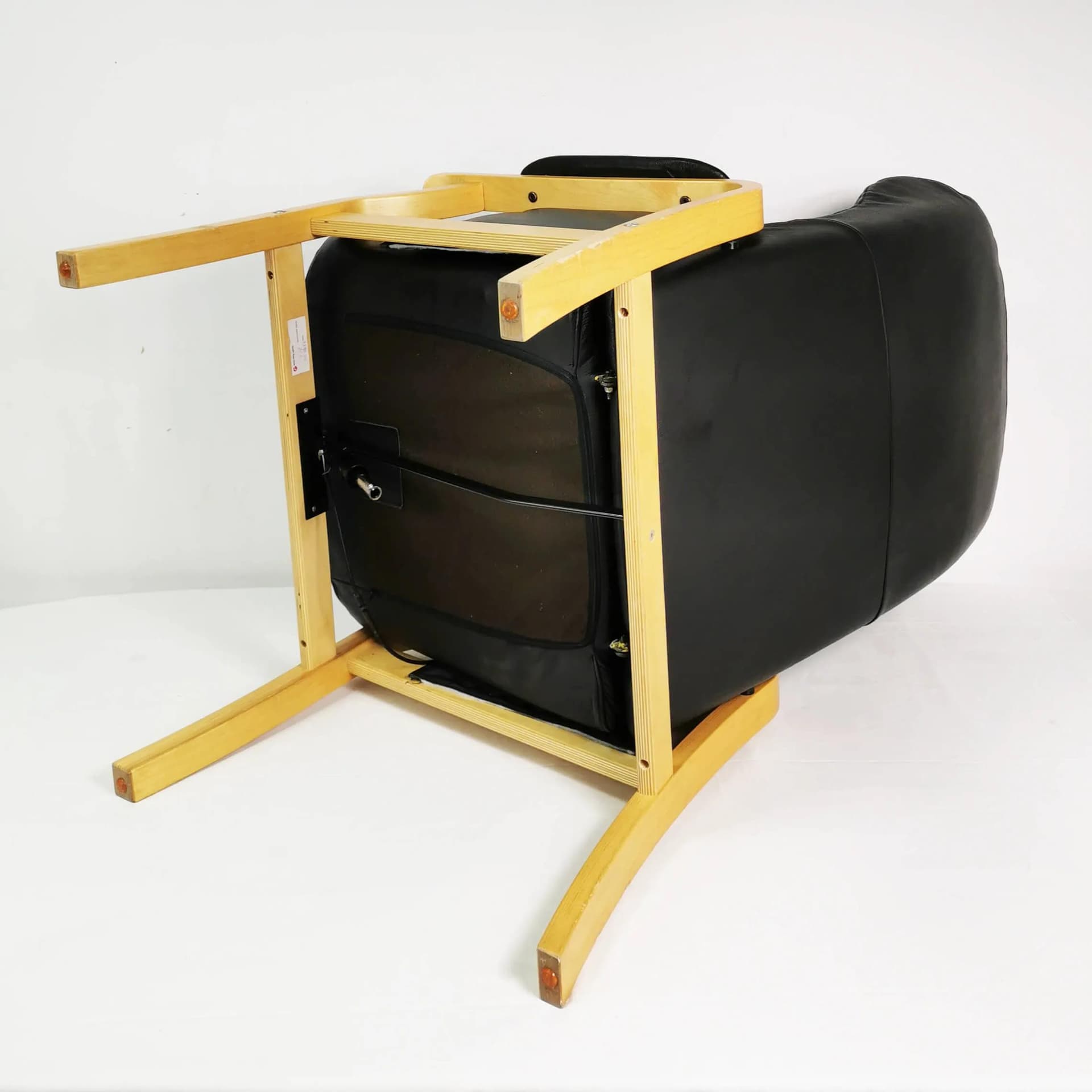 Armchair Nordic Easy Chair, black leather, brown beech, Denmark - 341023