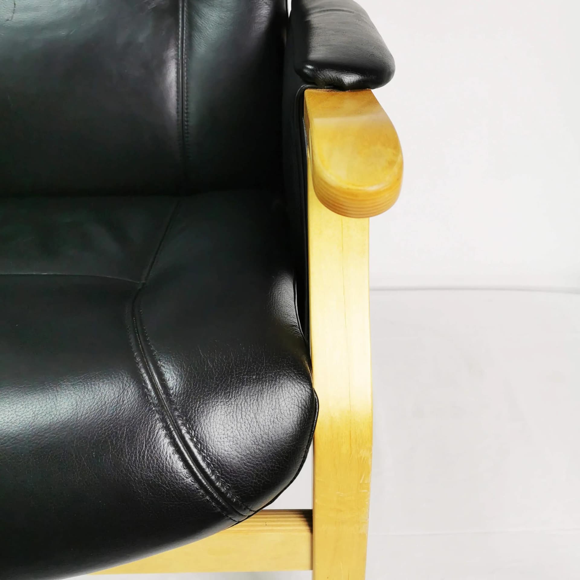 Armchair Nordic Easy Chair, black leather, brown beech, Denmark - 341022