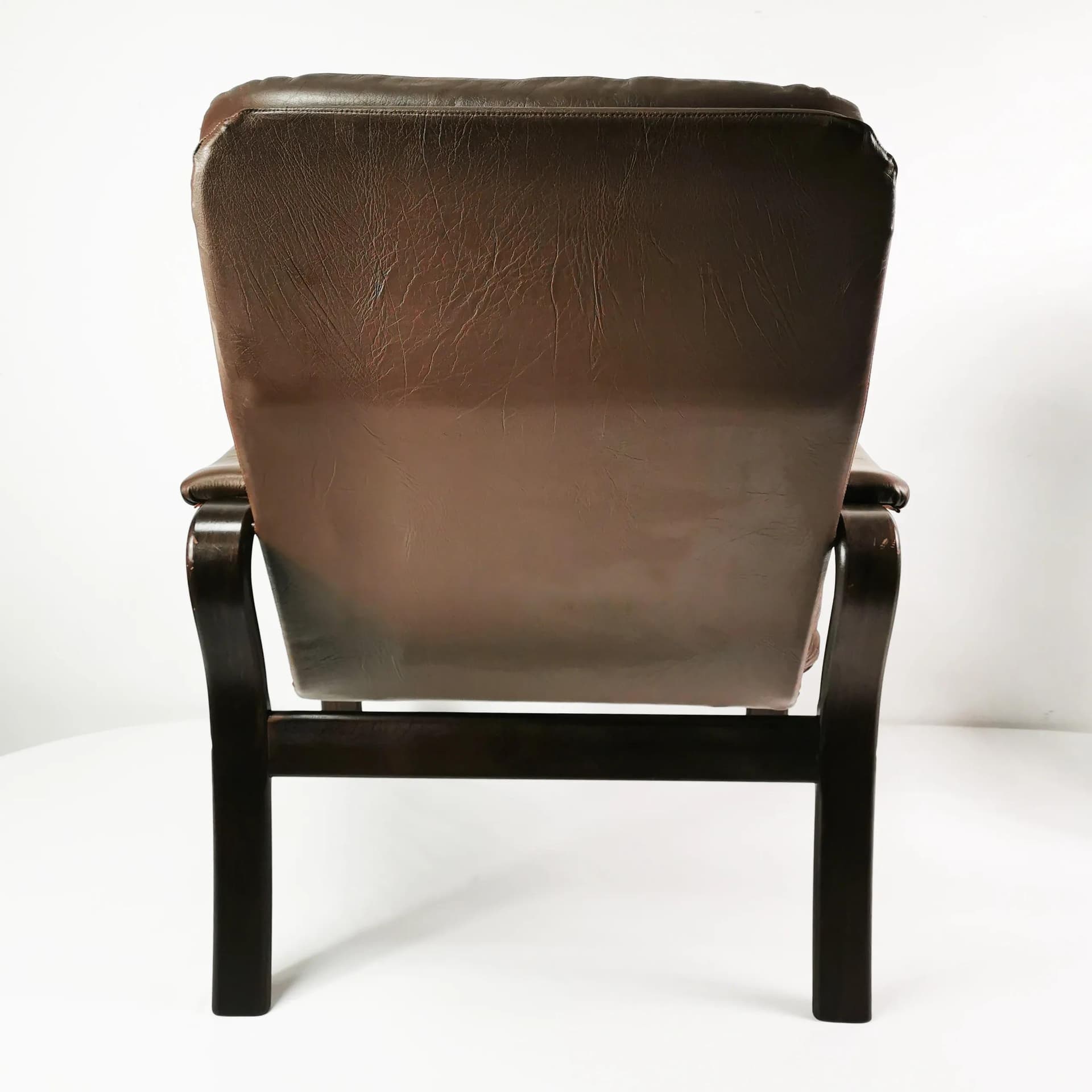 Armchair Mid Century, brown leather, beech, Denmark, 1970s. - 340952